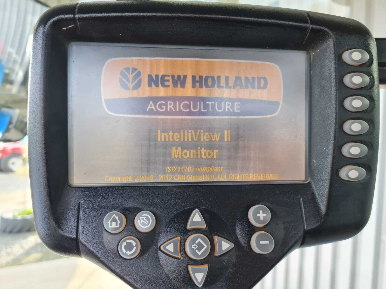 NEW HOLLAND T7050 PC