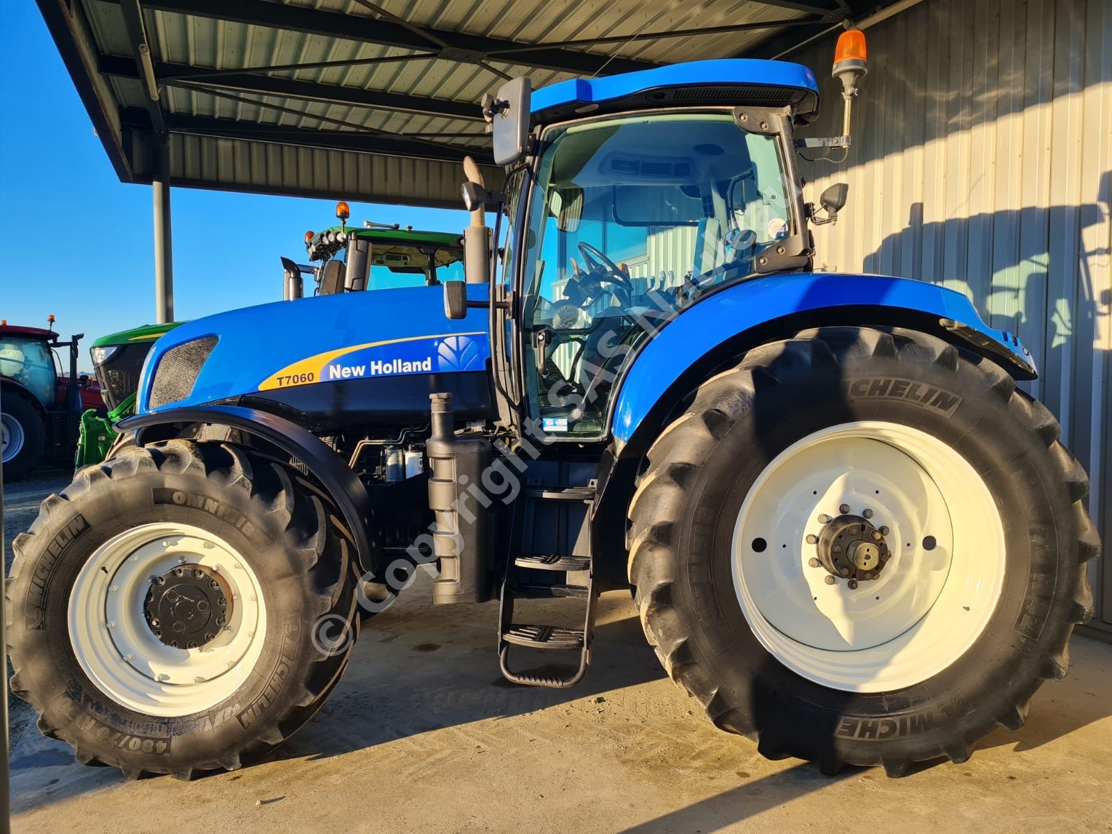 NEW HOLLAND T7060