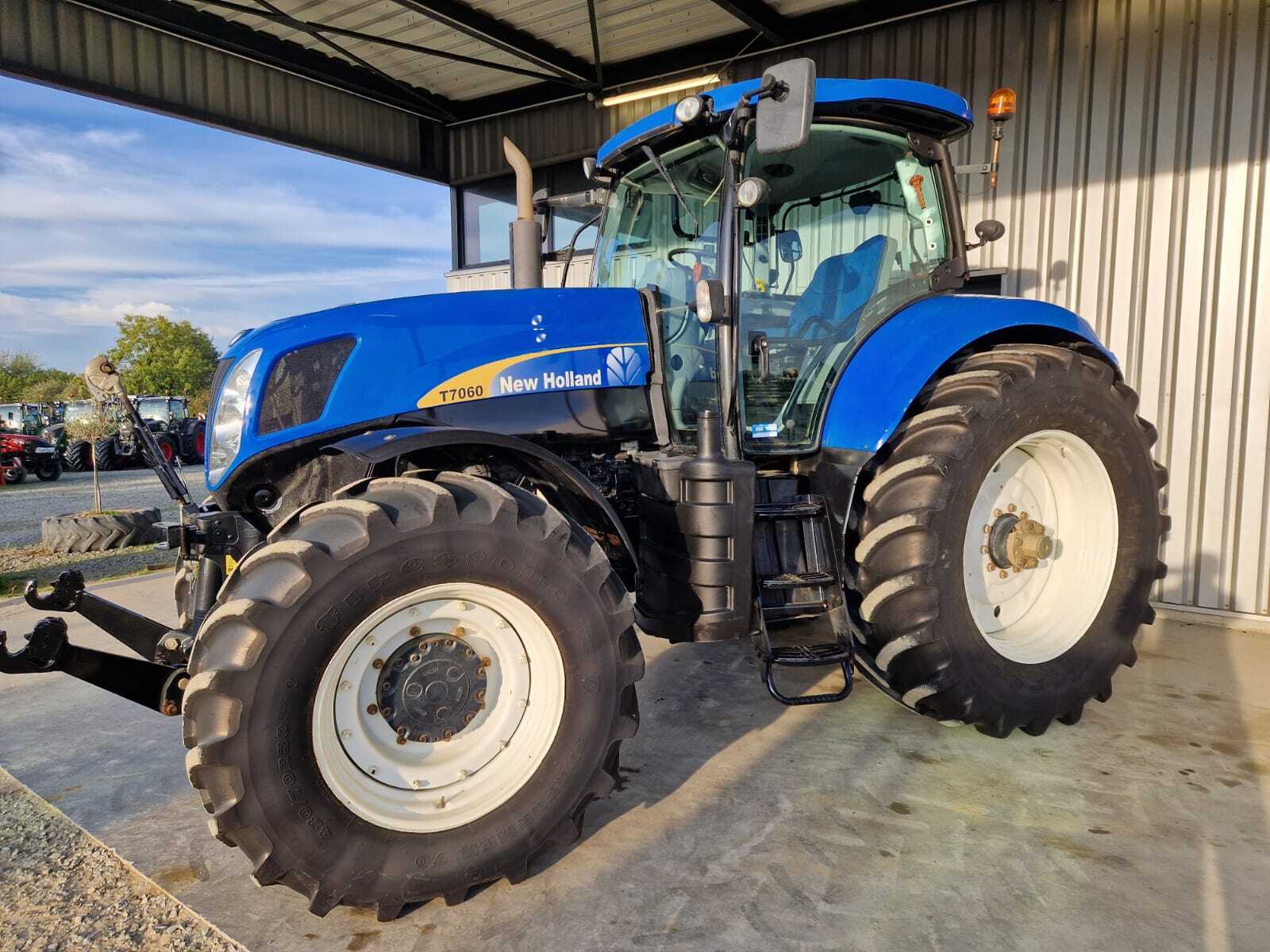 NEW HOLLAND T7060 PC