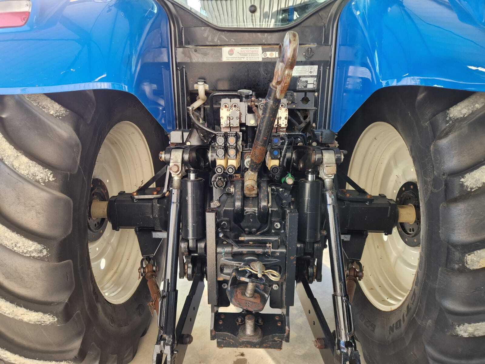 NEW HOLLAND T7060 PC