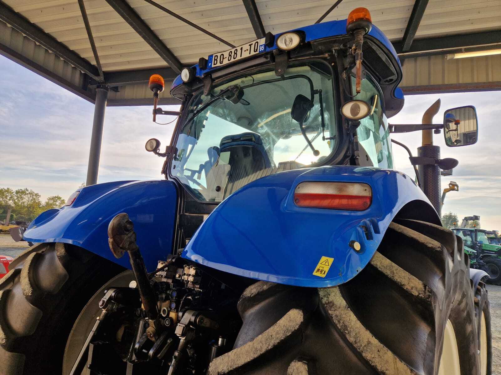 NEW HOLLAND T7060 PC