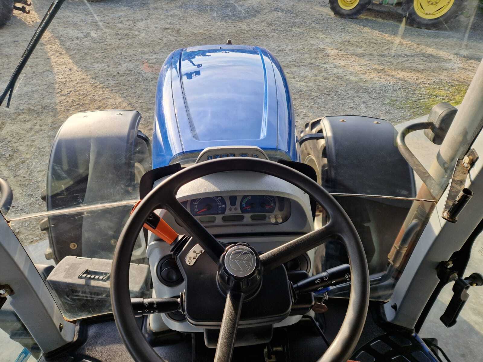 NEW HOLLAND T7060 PC