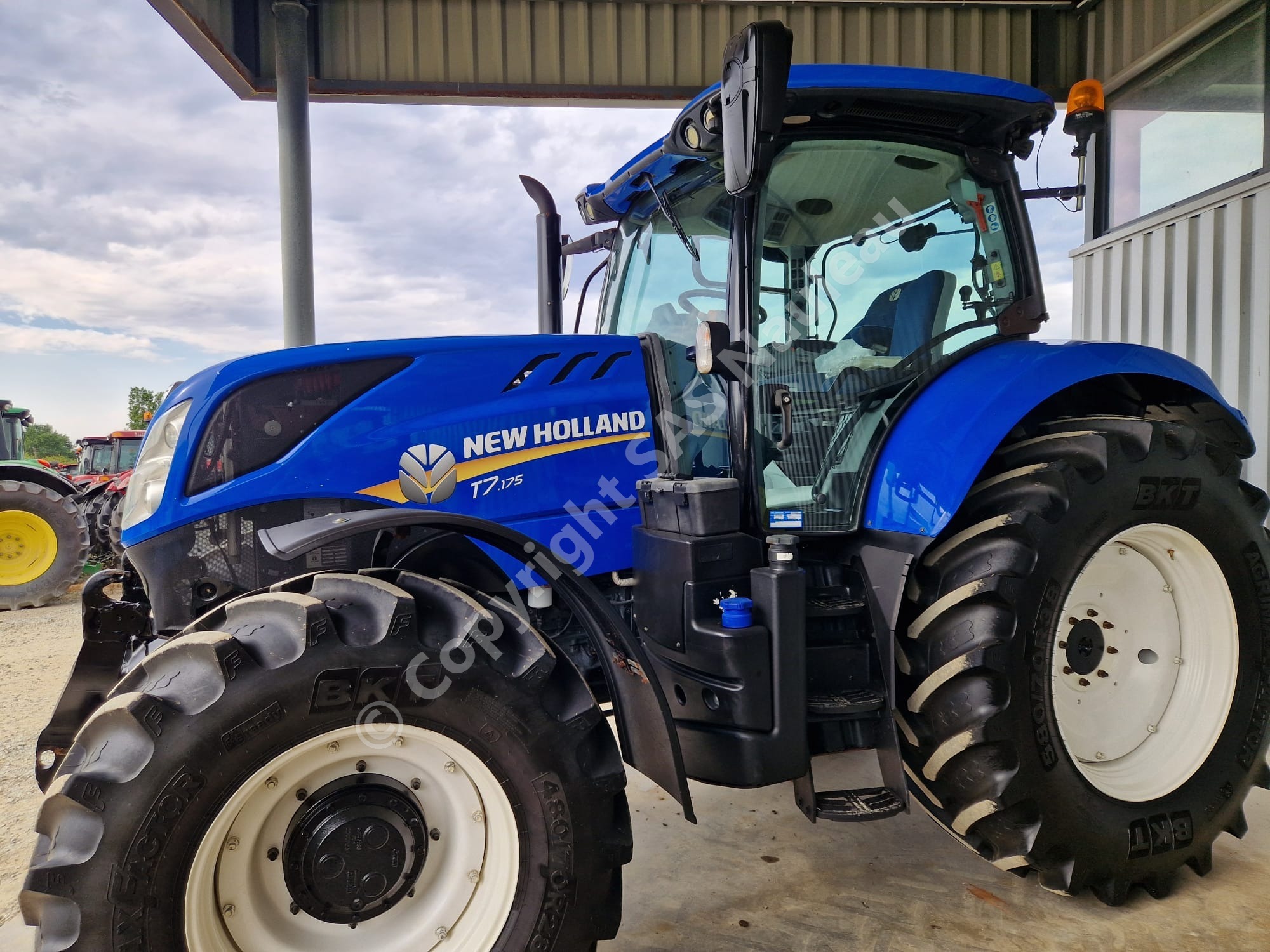 NEW HOLLAND T7.175 PC