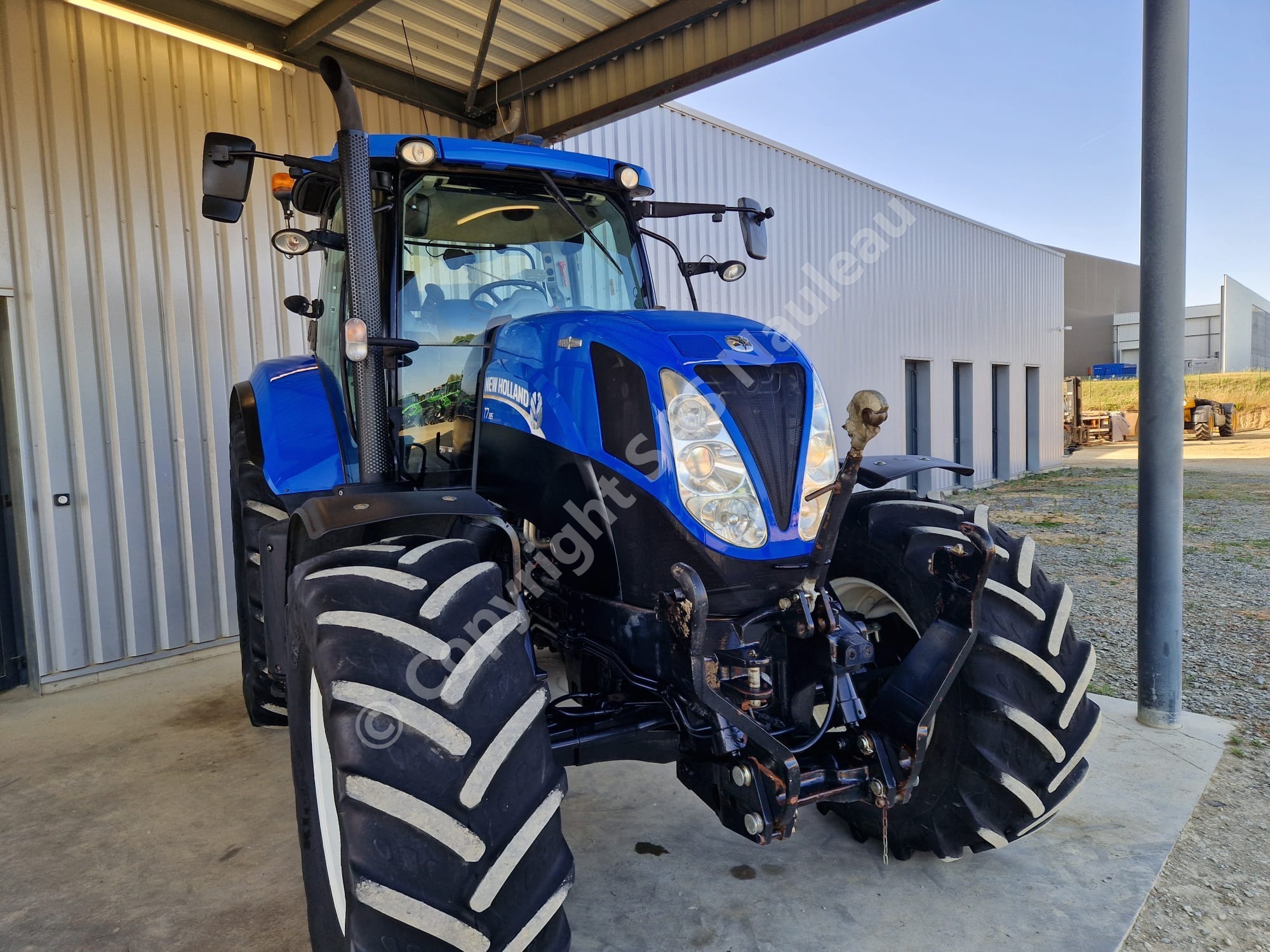 NEW HOLLAND T7.185 AC