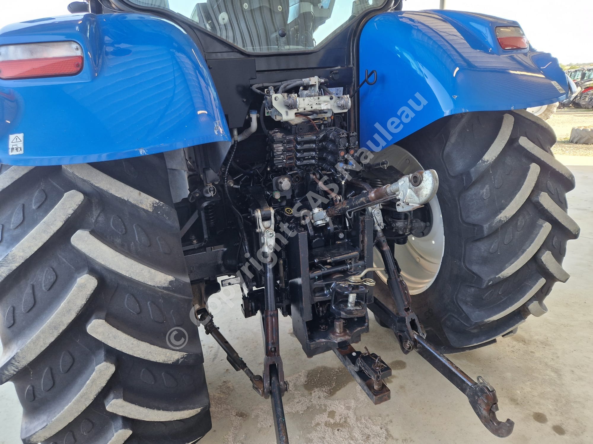 NEW HOLLAND T7.185 AC