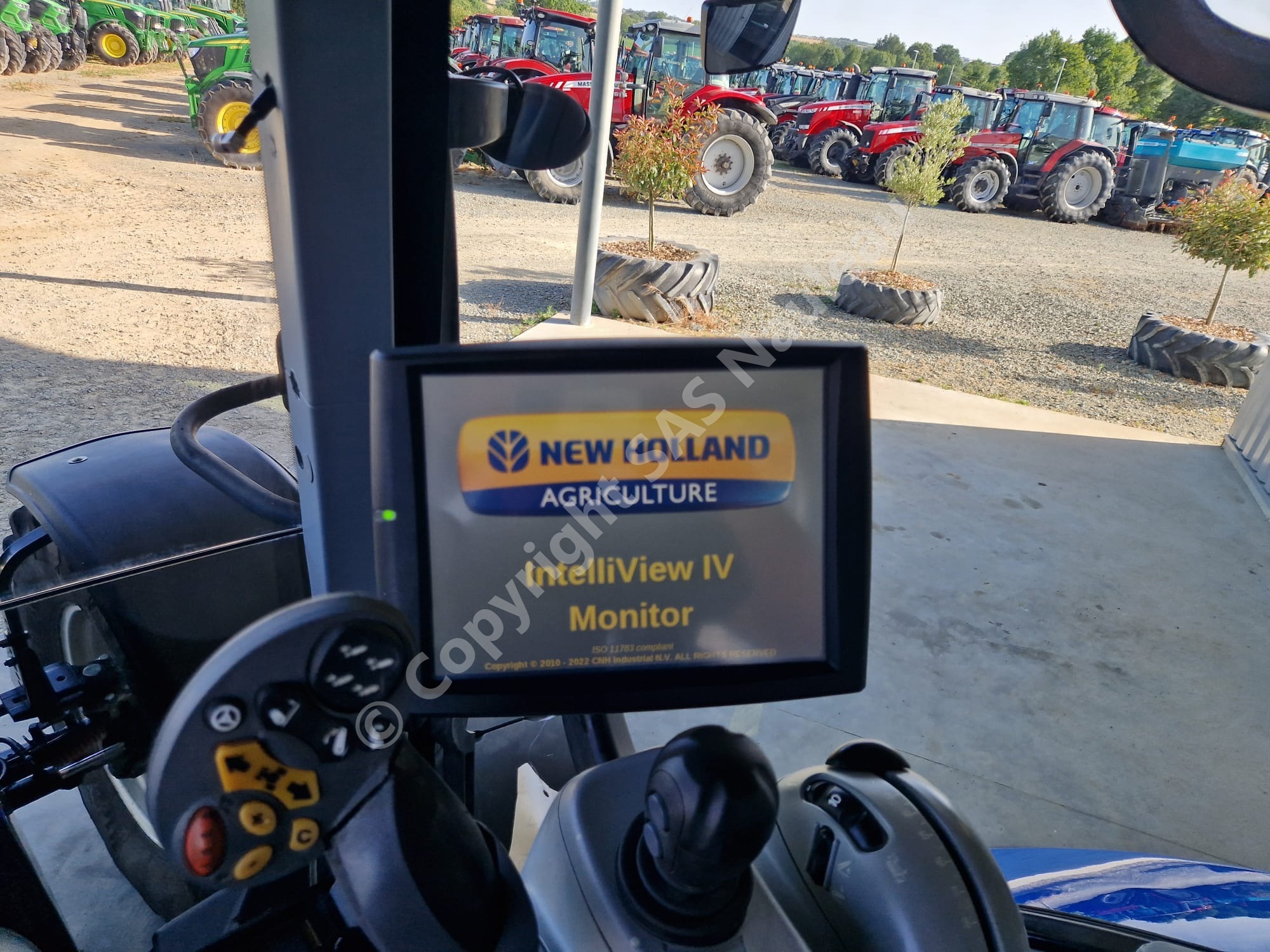 NEW HOLLAND T7.185 AC