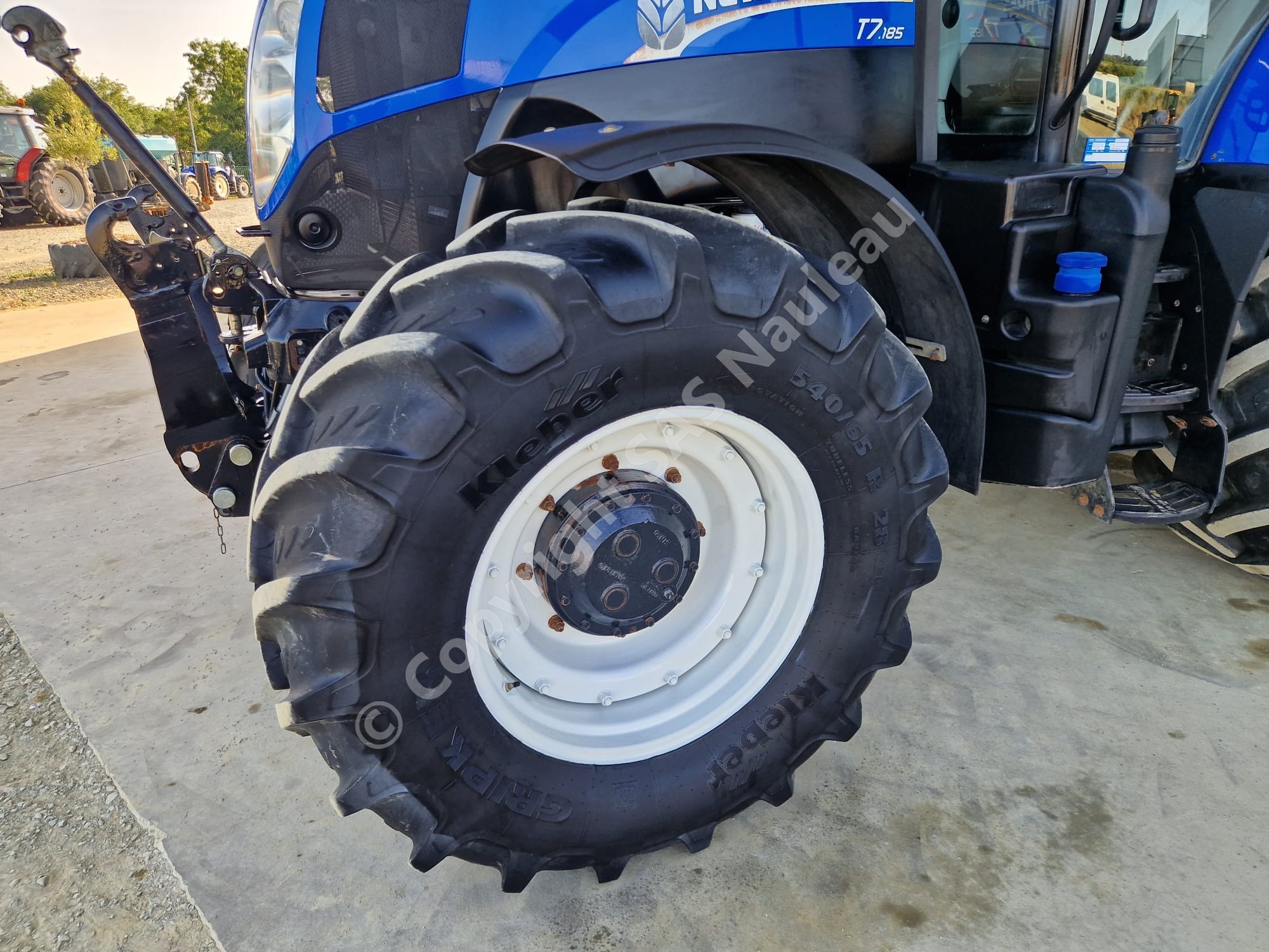 NEW HOLLAND T7.185 AC