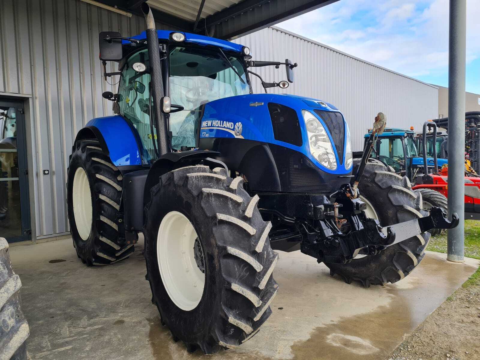 NEW HOLLAND T7.185 AC