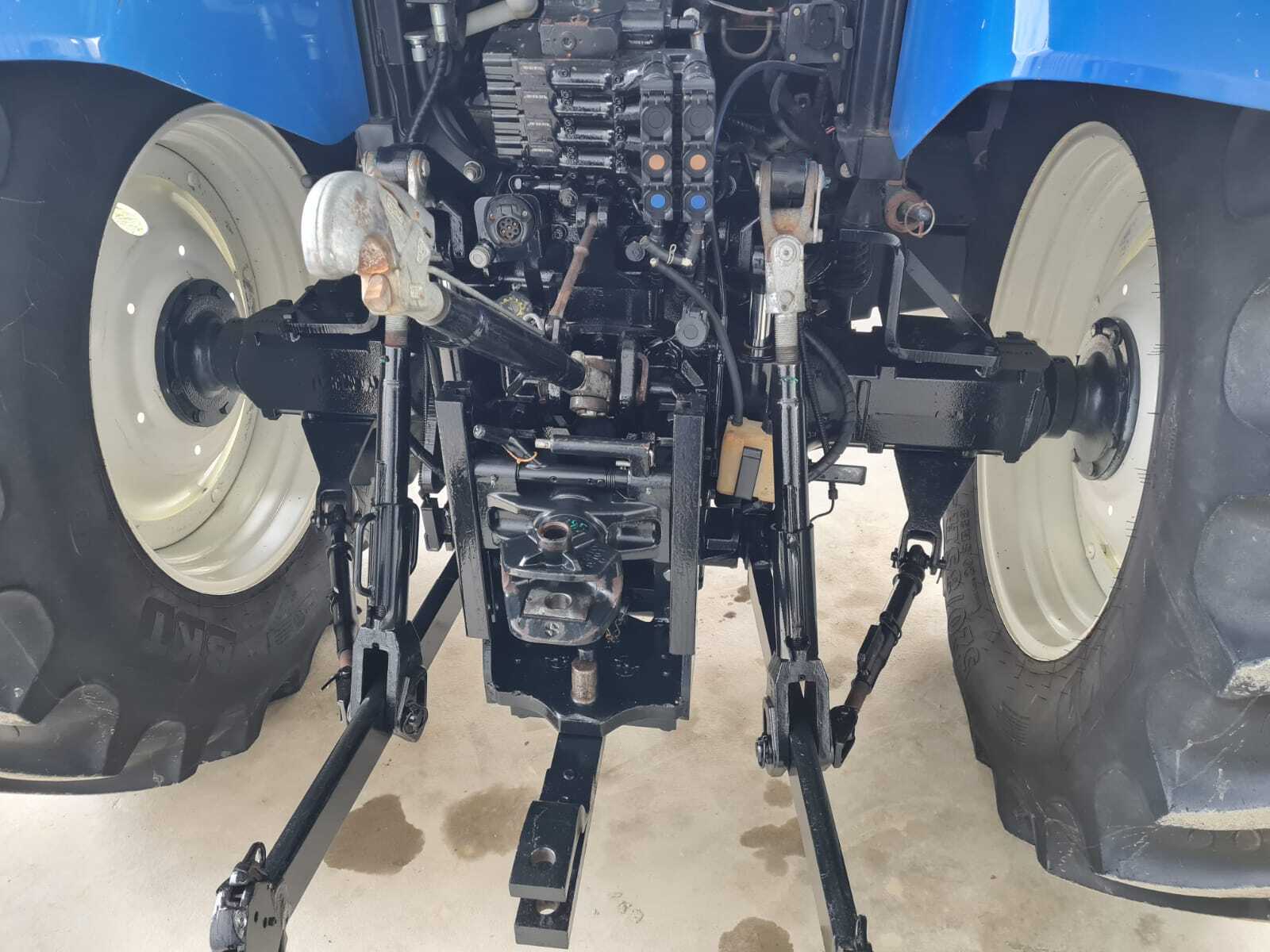 NEW HOLLAND T7.185 AC