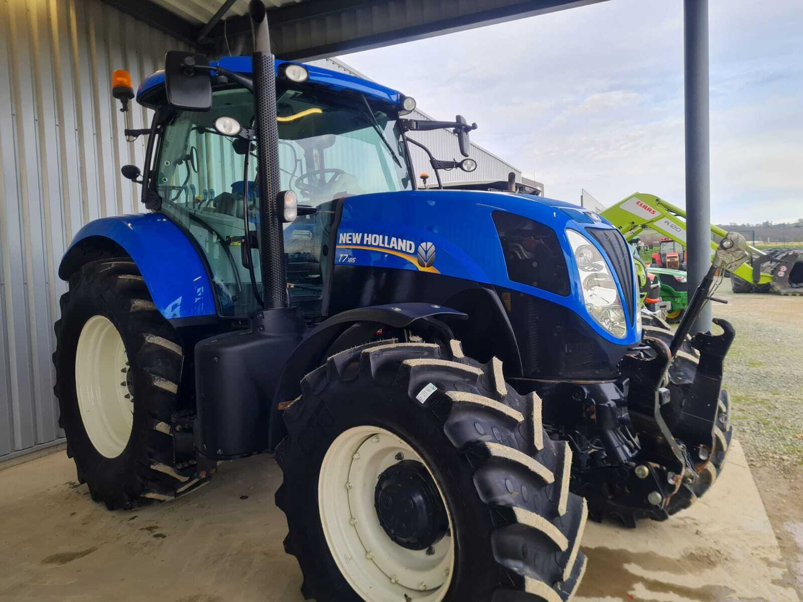 NEW HOLLAND T7.185 RC