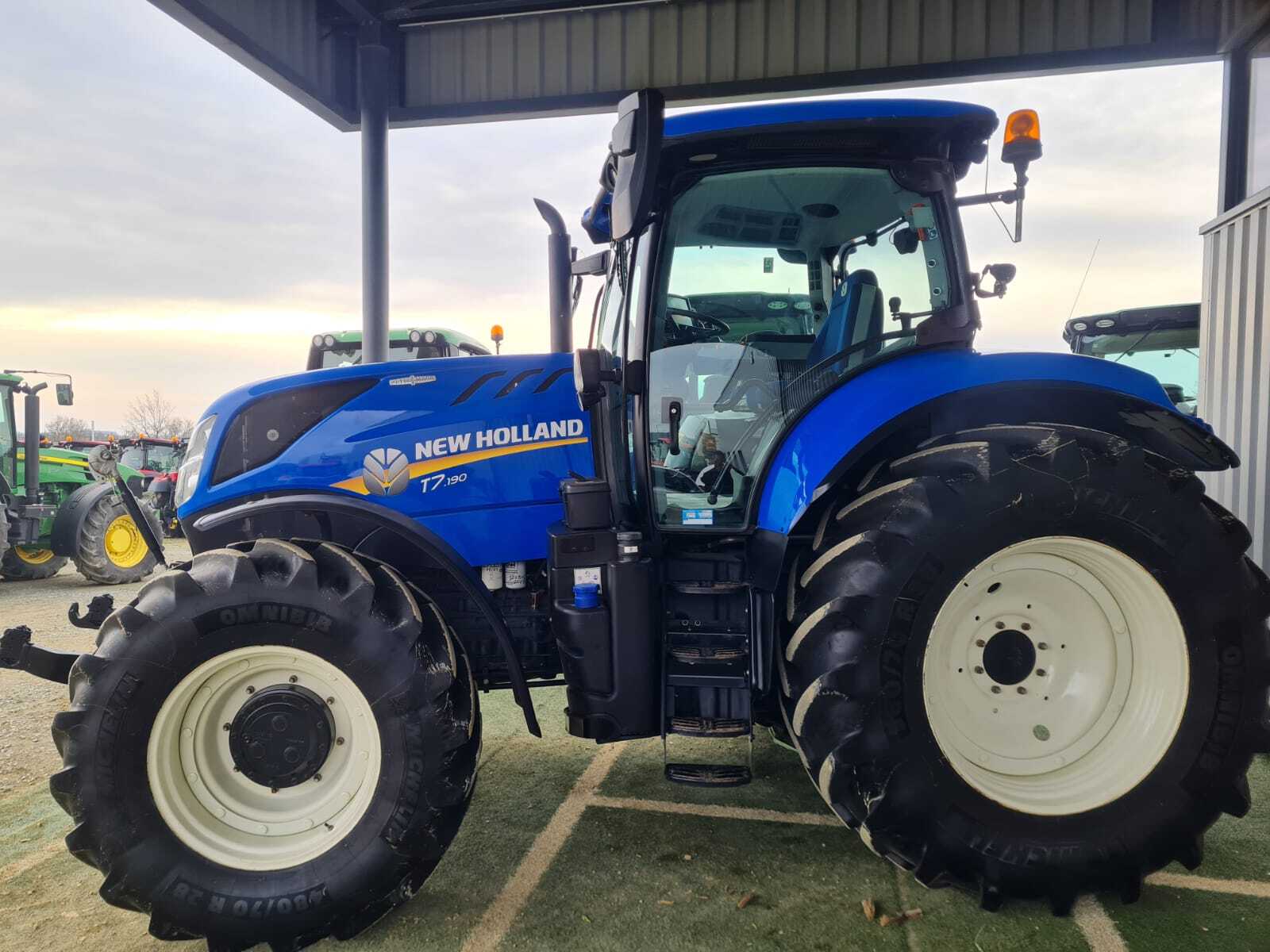 NEW HOLLAND T7.190 AC