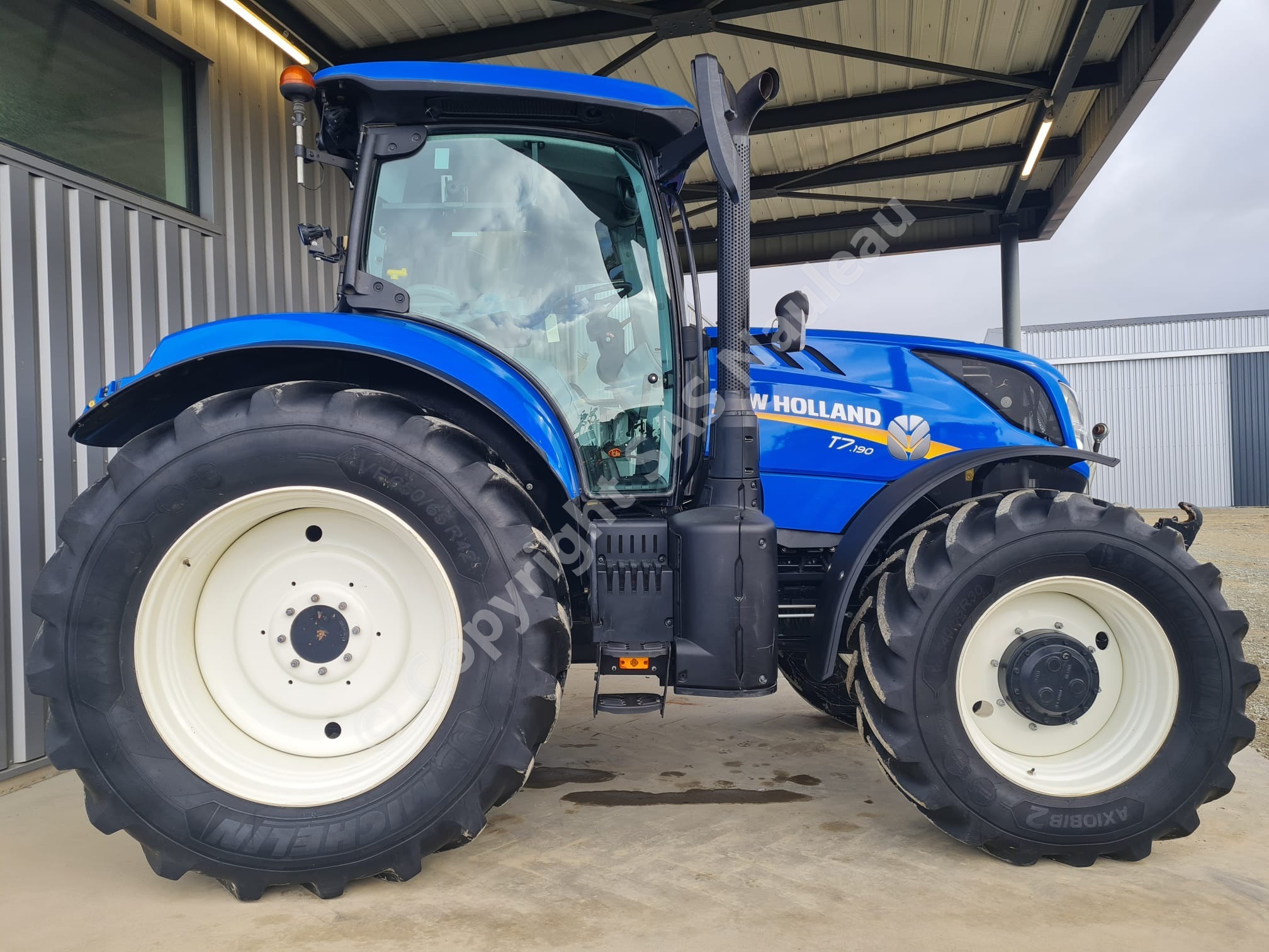 NAEW HOLLAND T7.190 RC