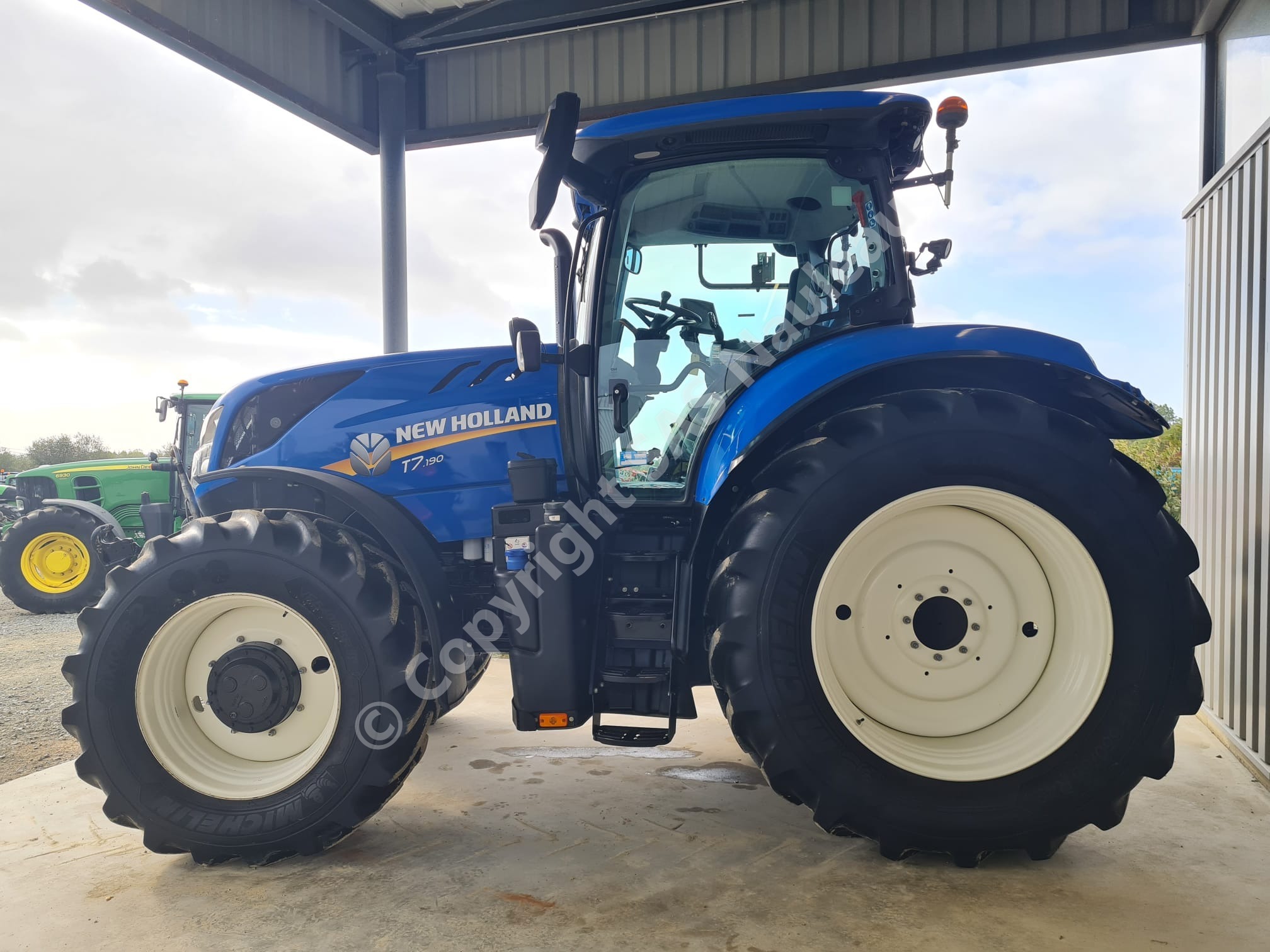 NAEW HOLLAND T7.190 RC