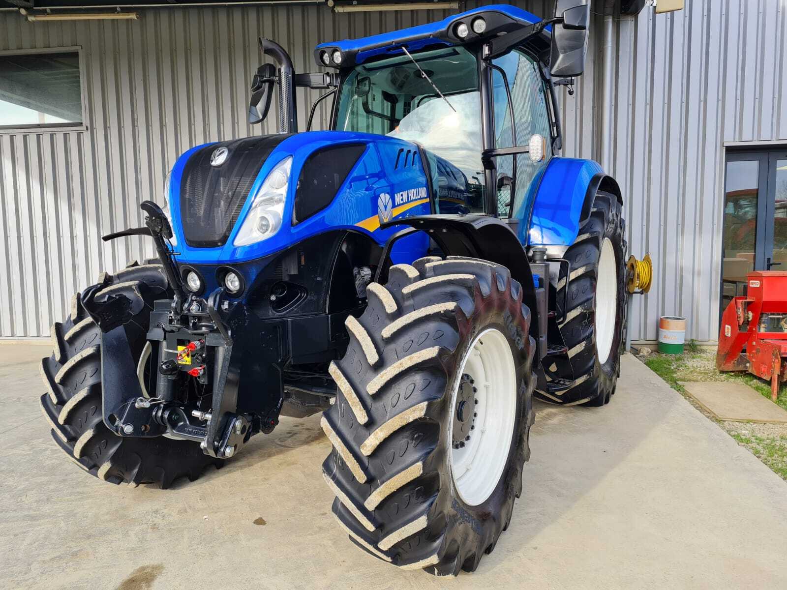 NEW HOLLAND T7.195S
