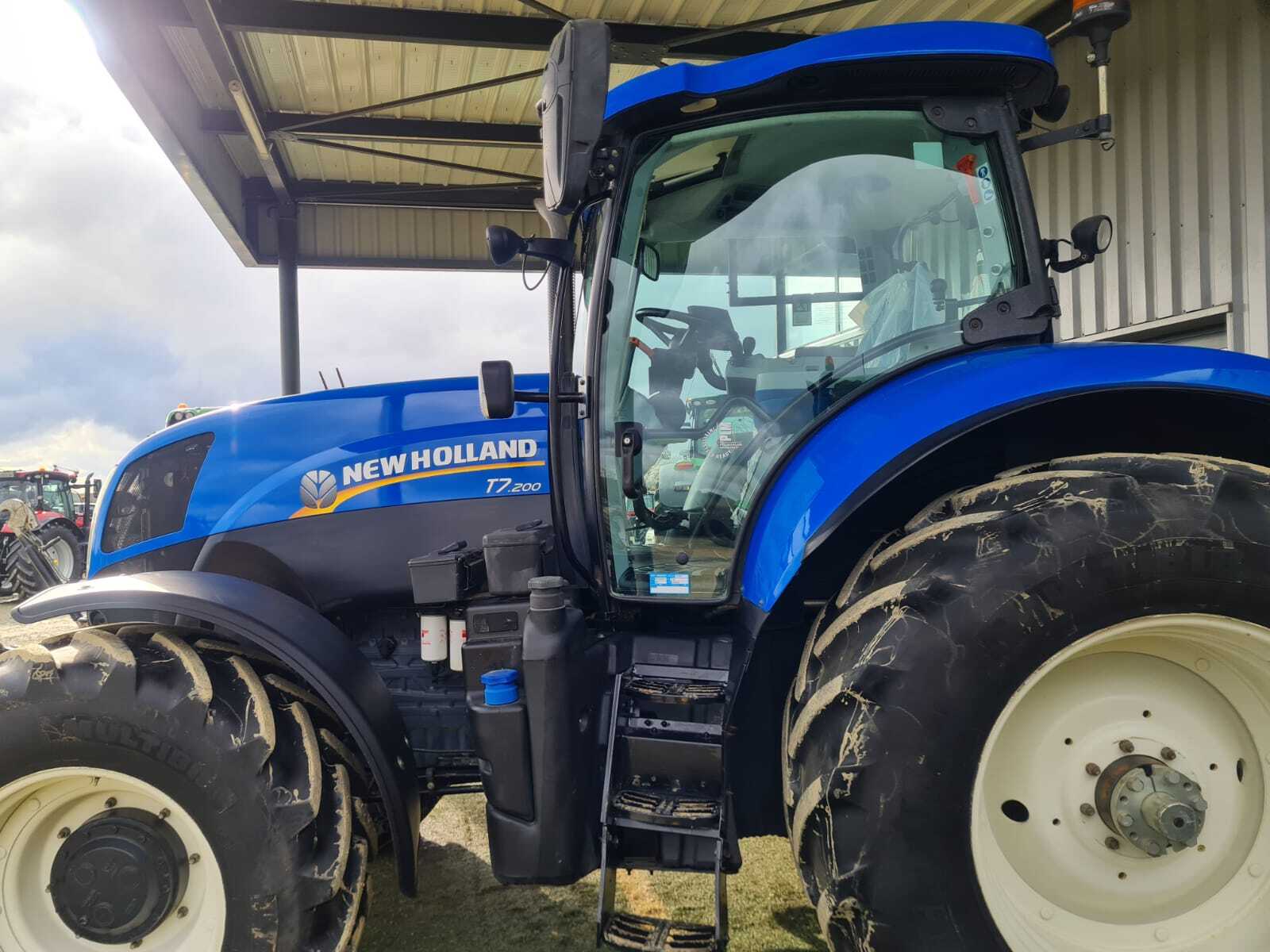 NEW HOLLAND T7.200 PC