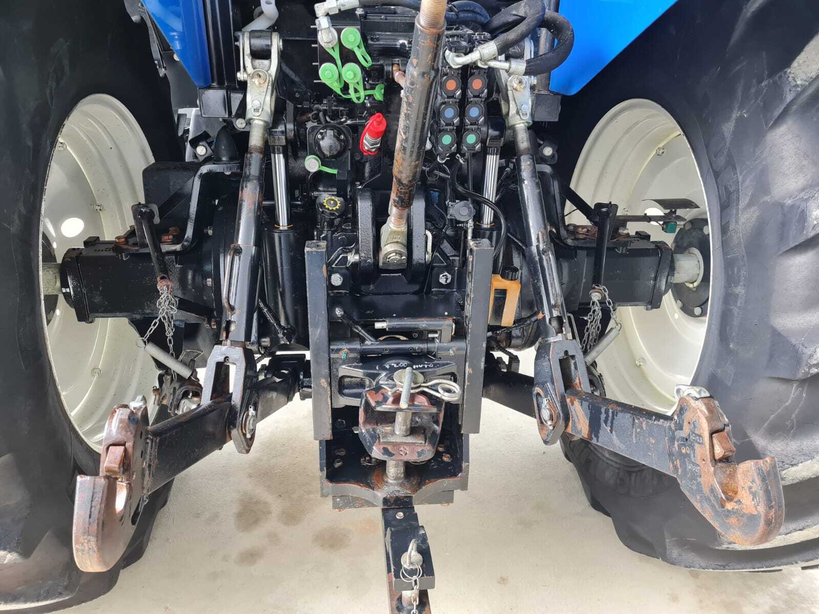 NEW HOLLAND T7.200 PC