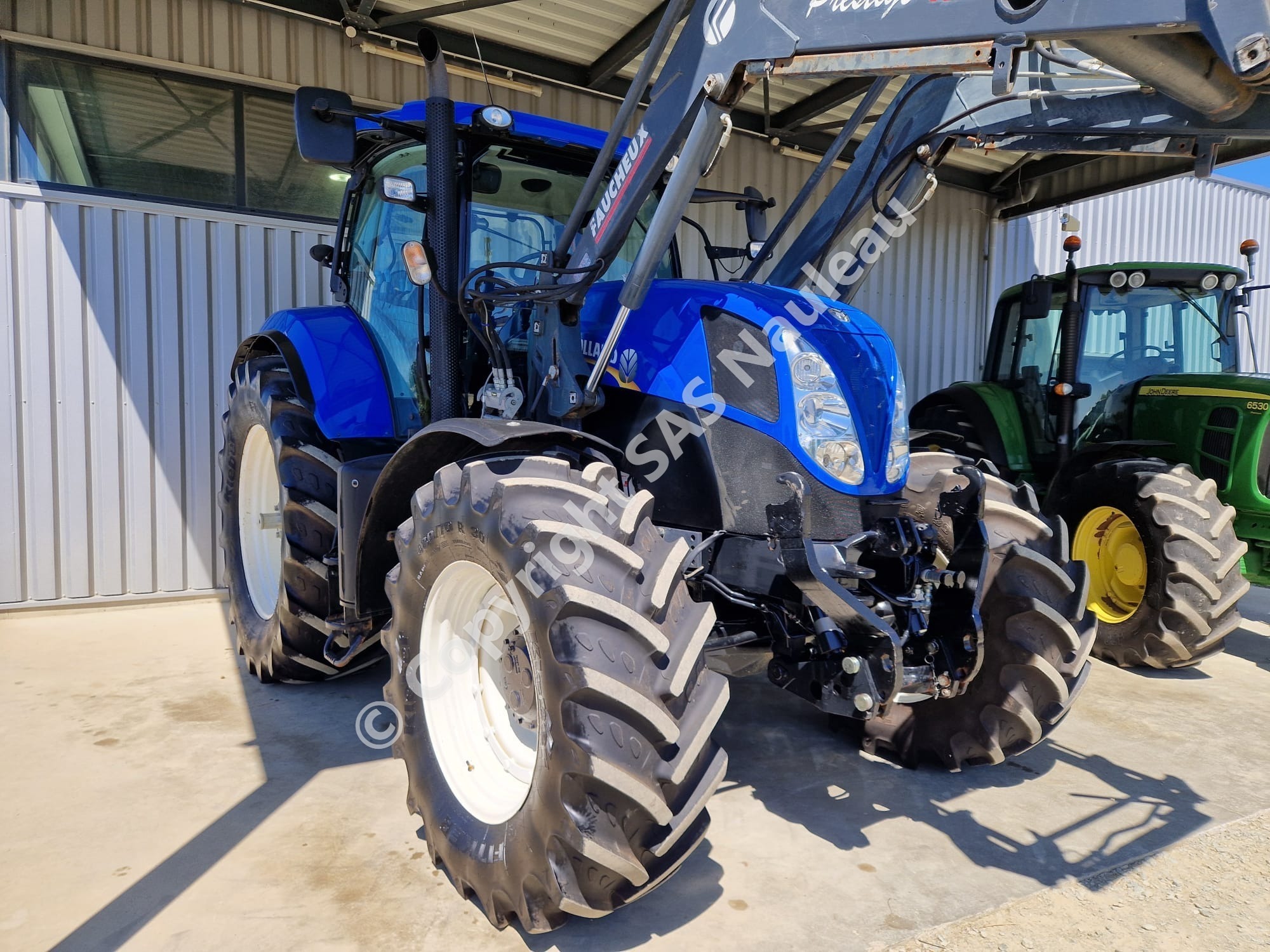 NEW HOLLAND T7.210RC