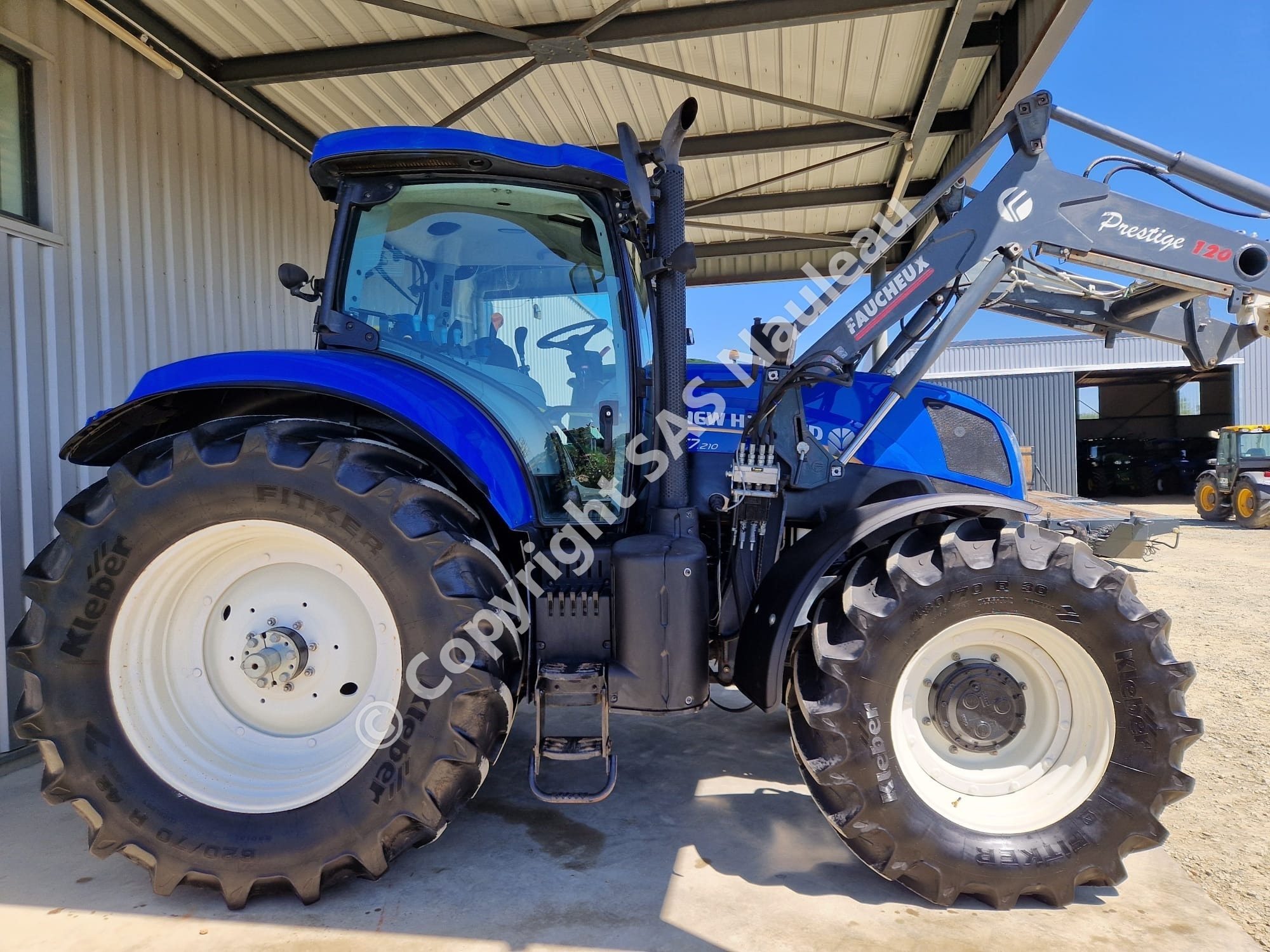 NEW HOLLAND T7.210RC