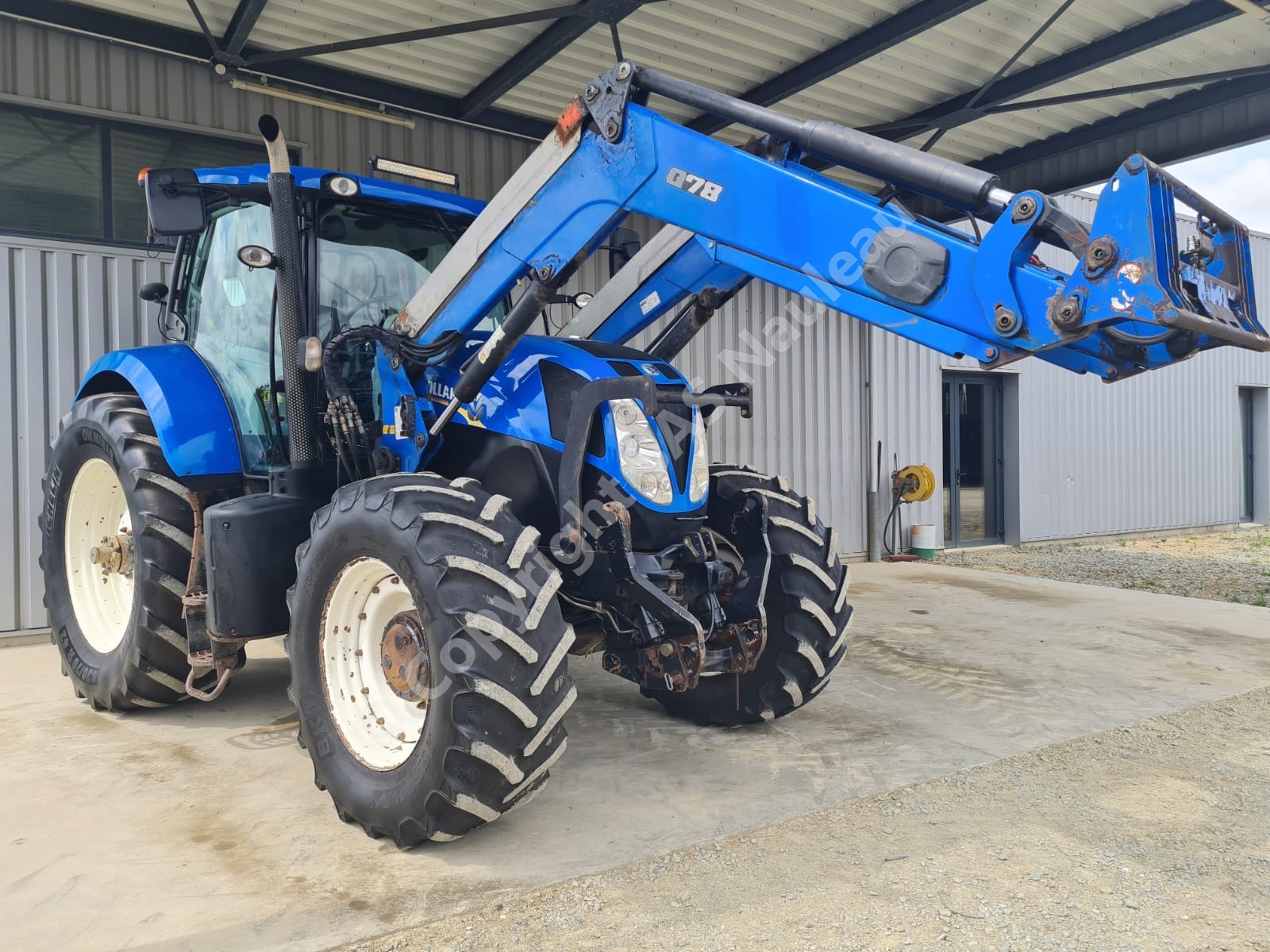 NEW HOLLAND T7.210
