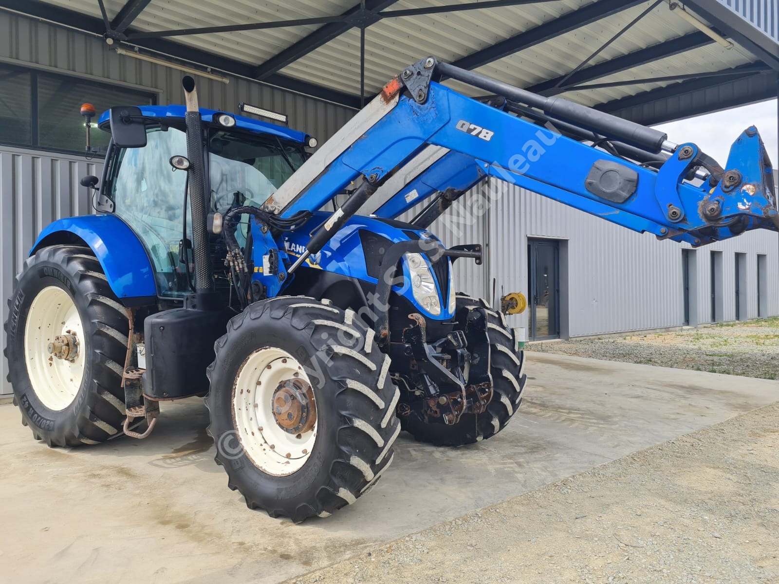 NEW HOLLAND T7.210