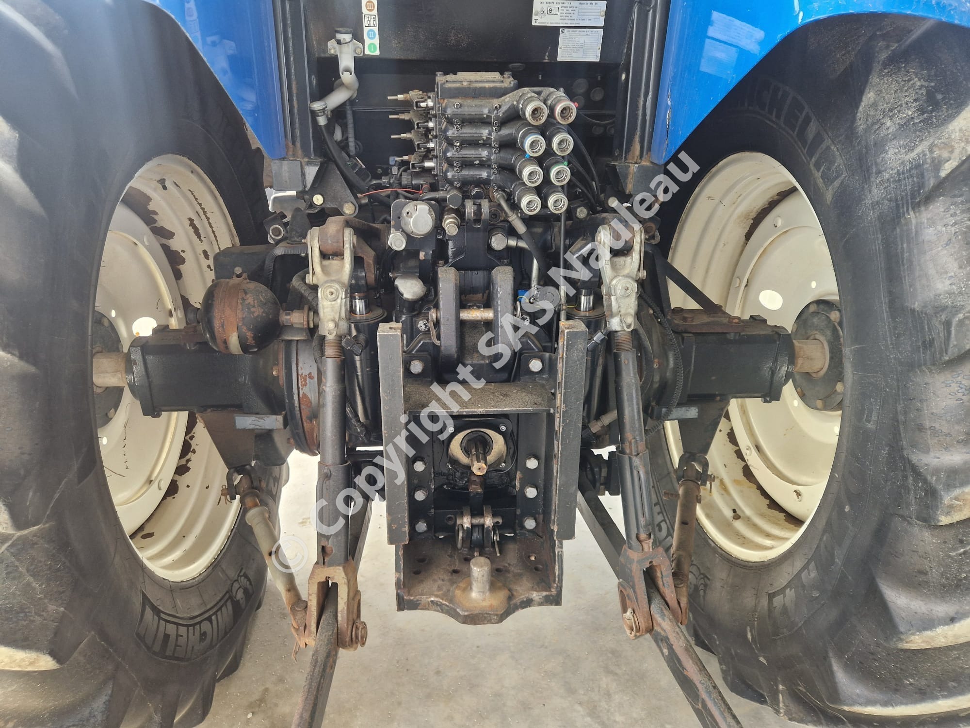 NEW HOLLAND T7.210