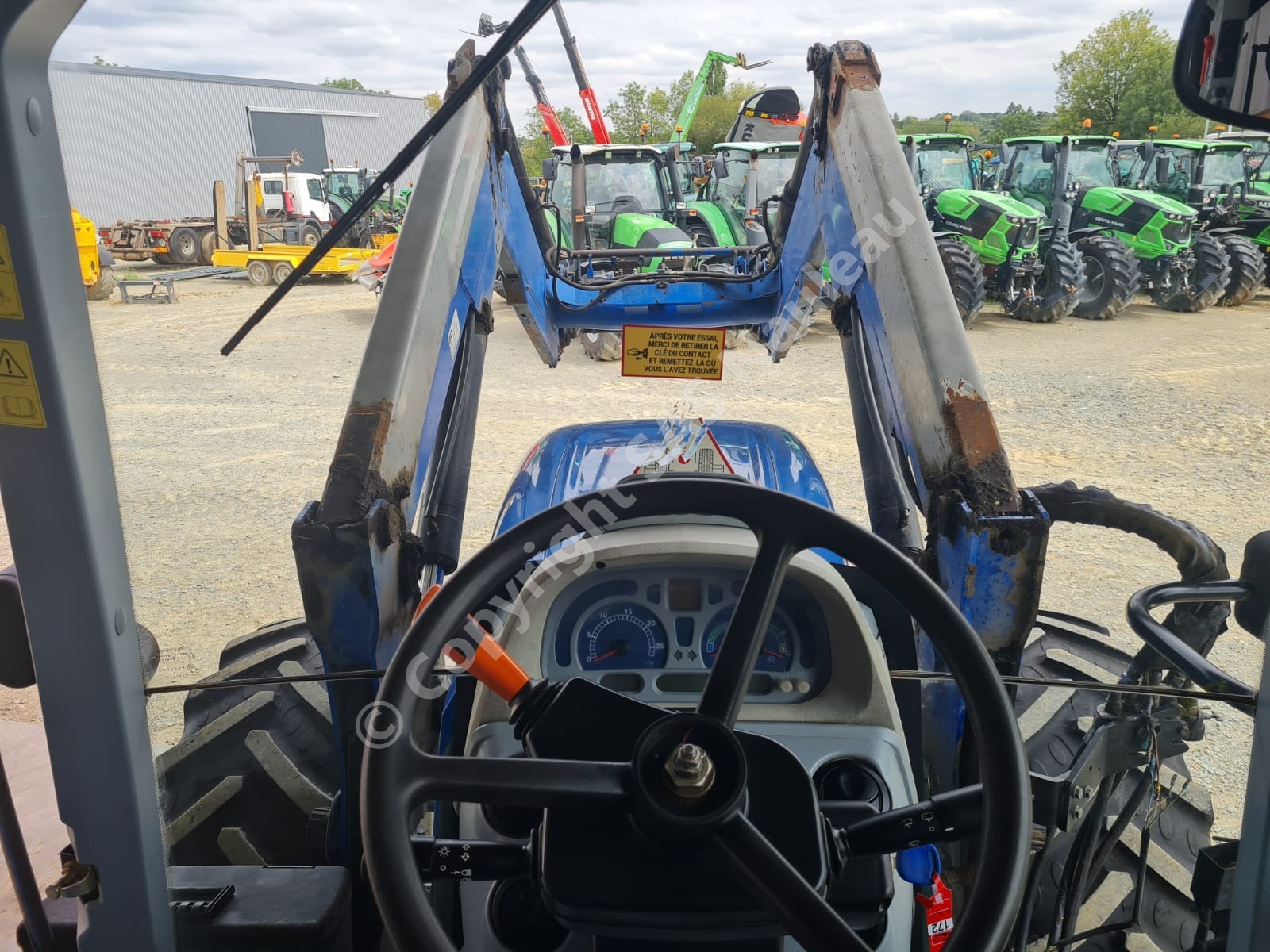 NEW HOLLAND T7.210