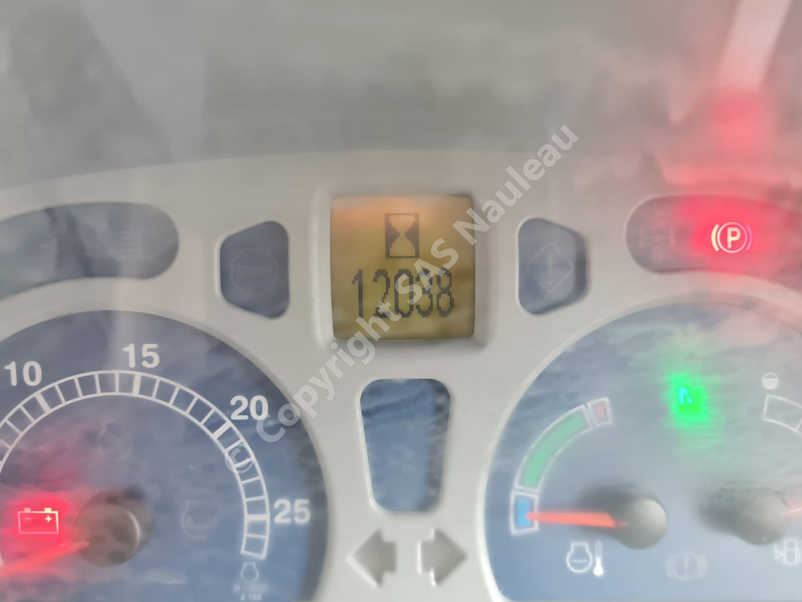 NEW HOLLAND T7.210