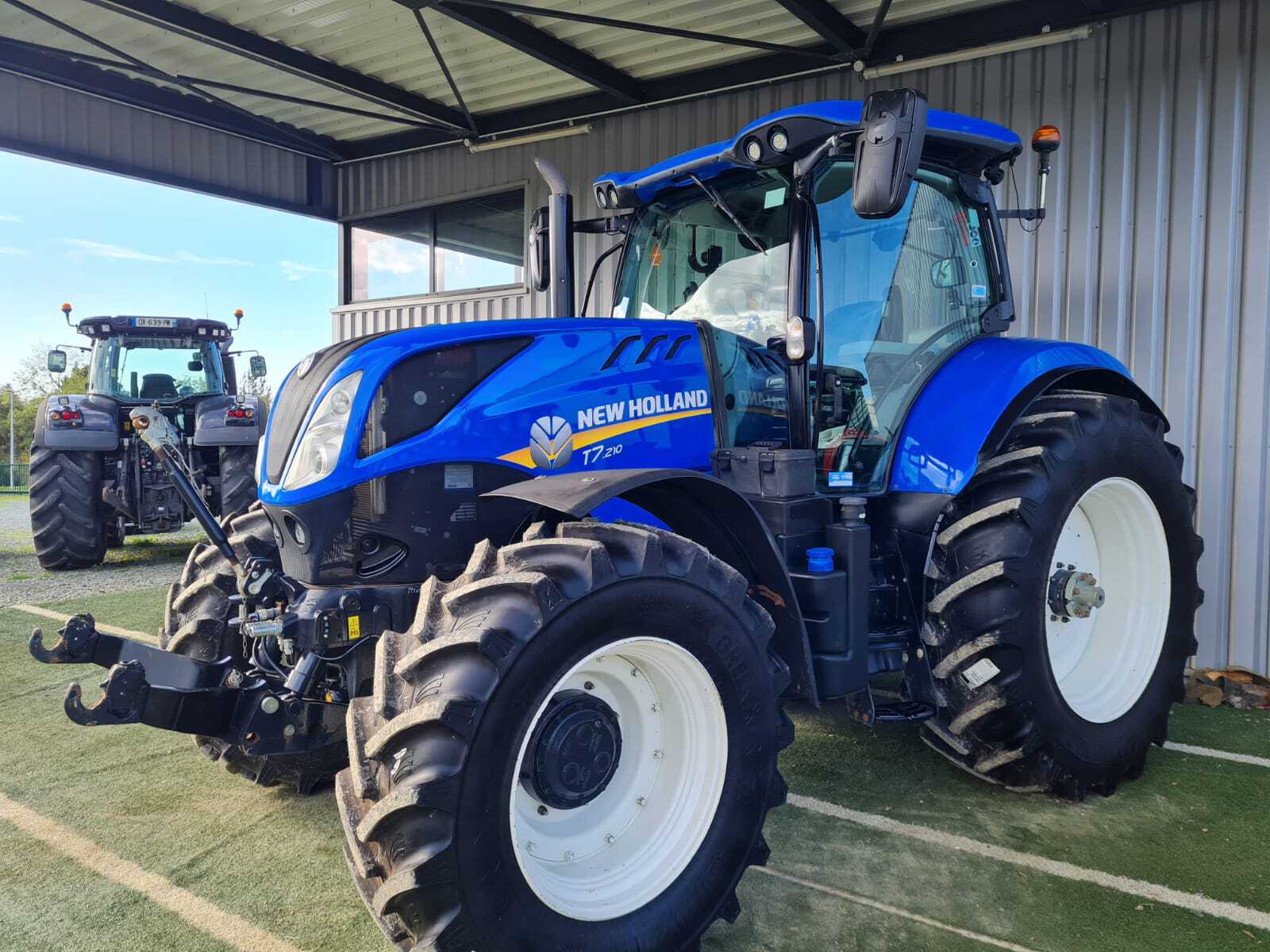 NEW HOLLAND T7.210