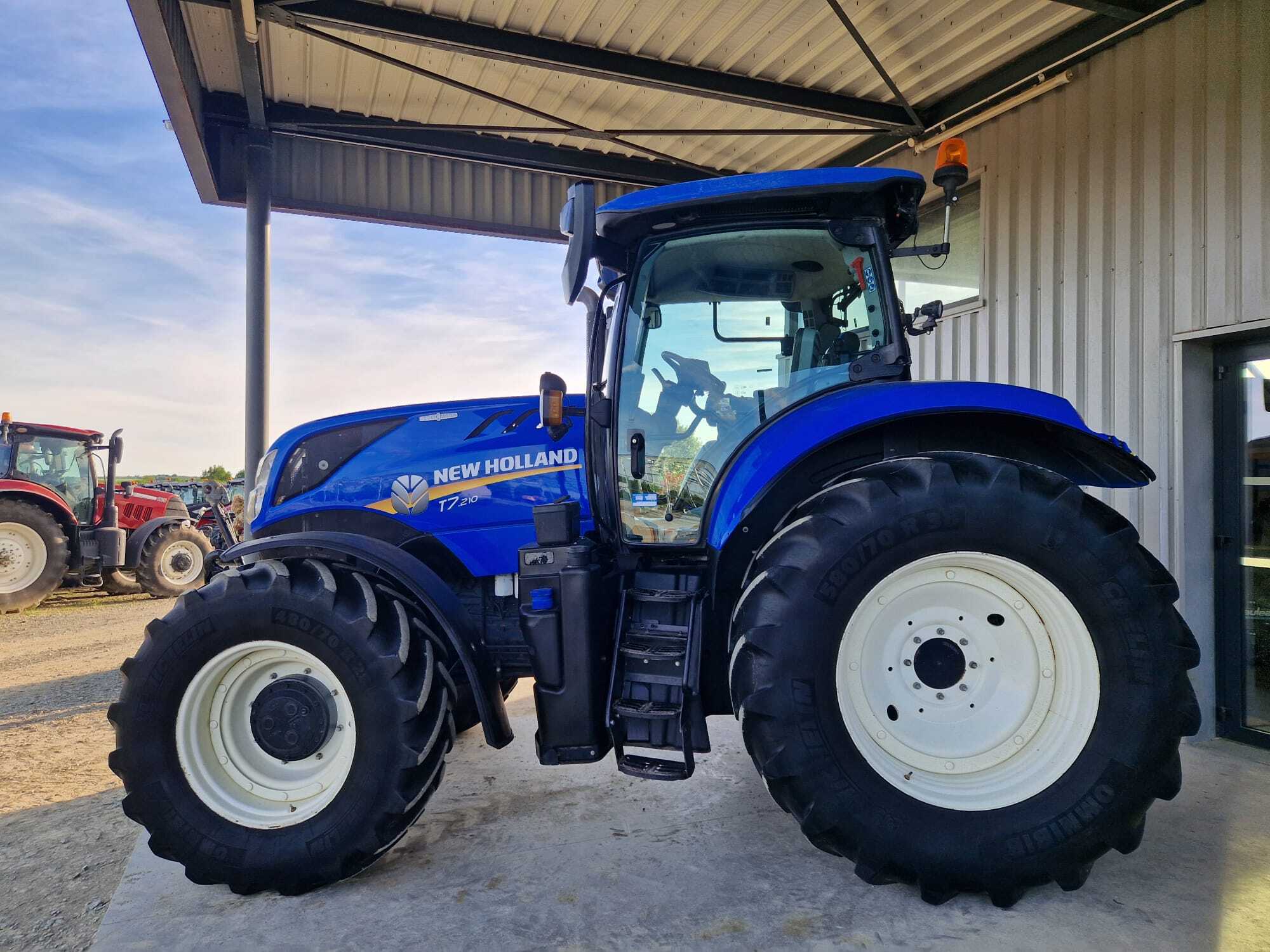 NEW HOLLAND T7.210 AC