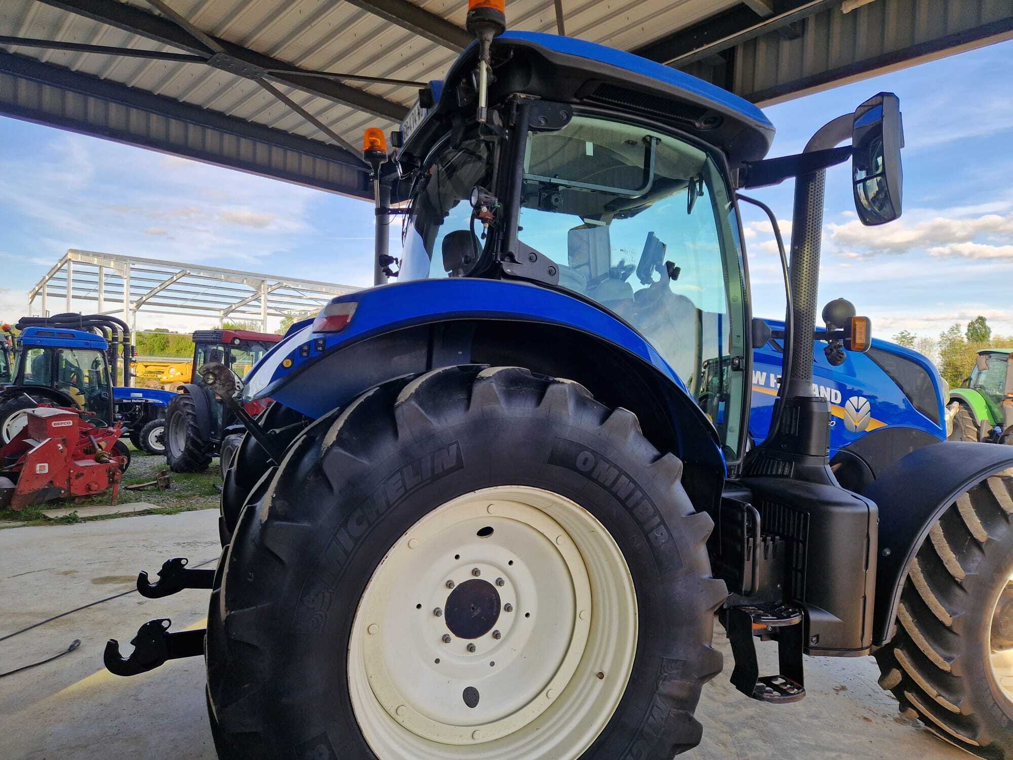NEW HOLLAND T7.210 AC