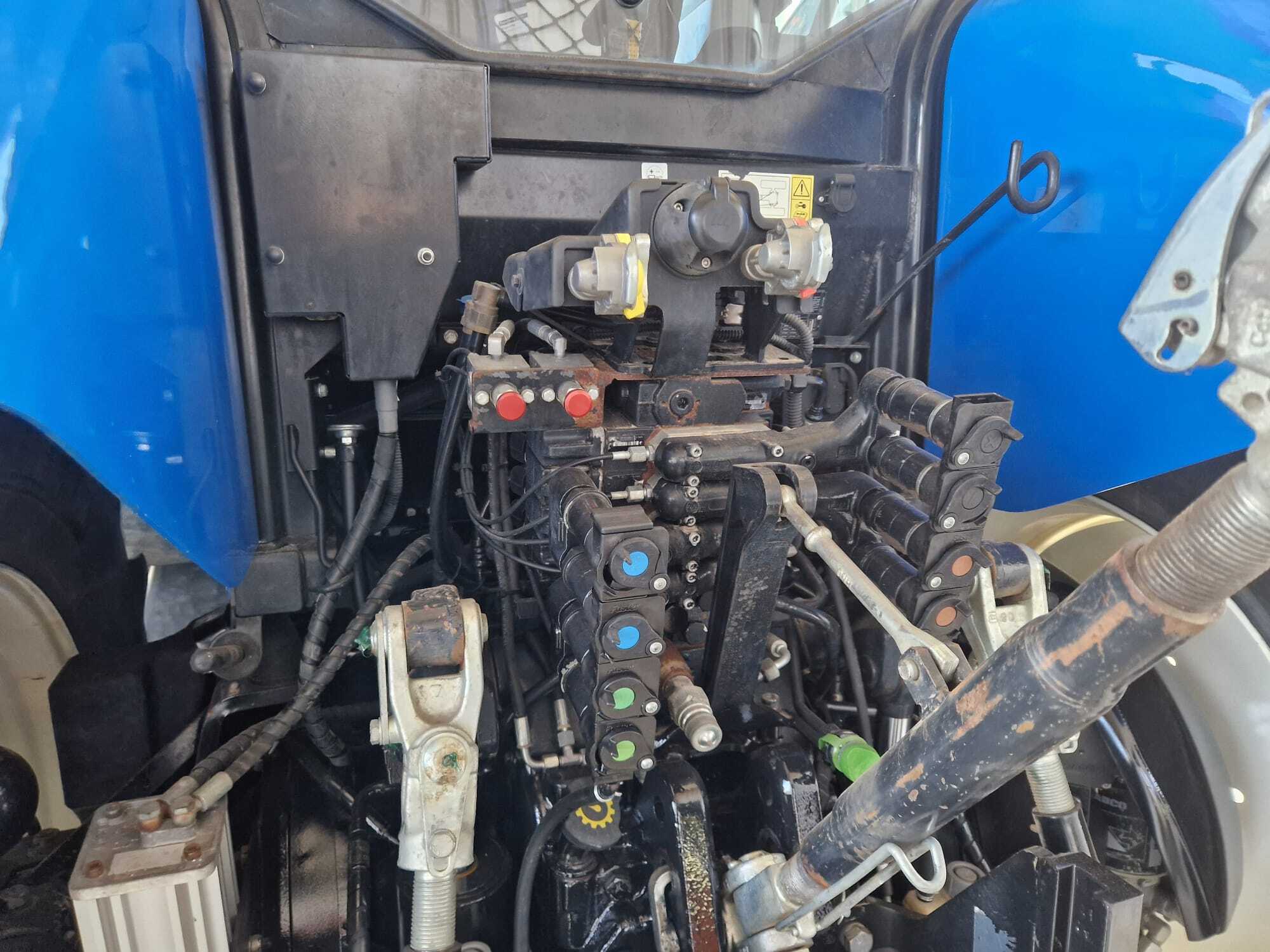 NEW HOLLAND T7.210 AC