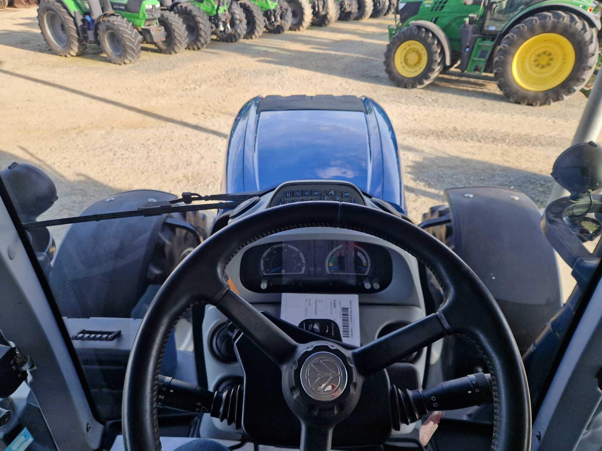 NEW HOLLAND T7.210 AC