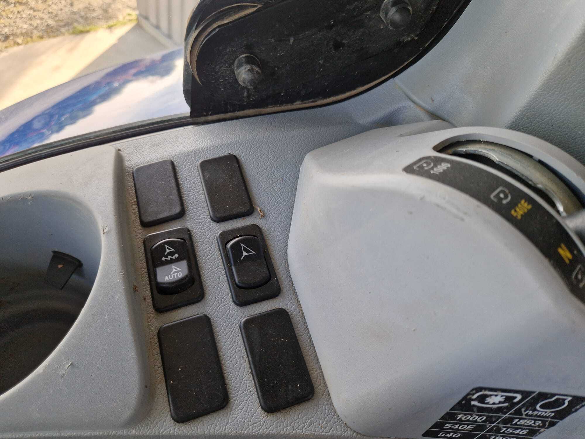 NEW HOLLAND T7.210 AC