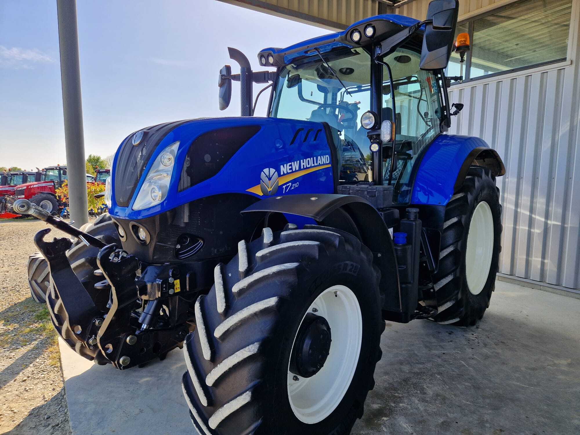 NEW HOLLAND T7.210 PC