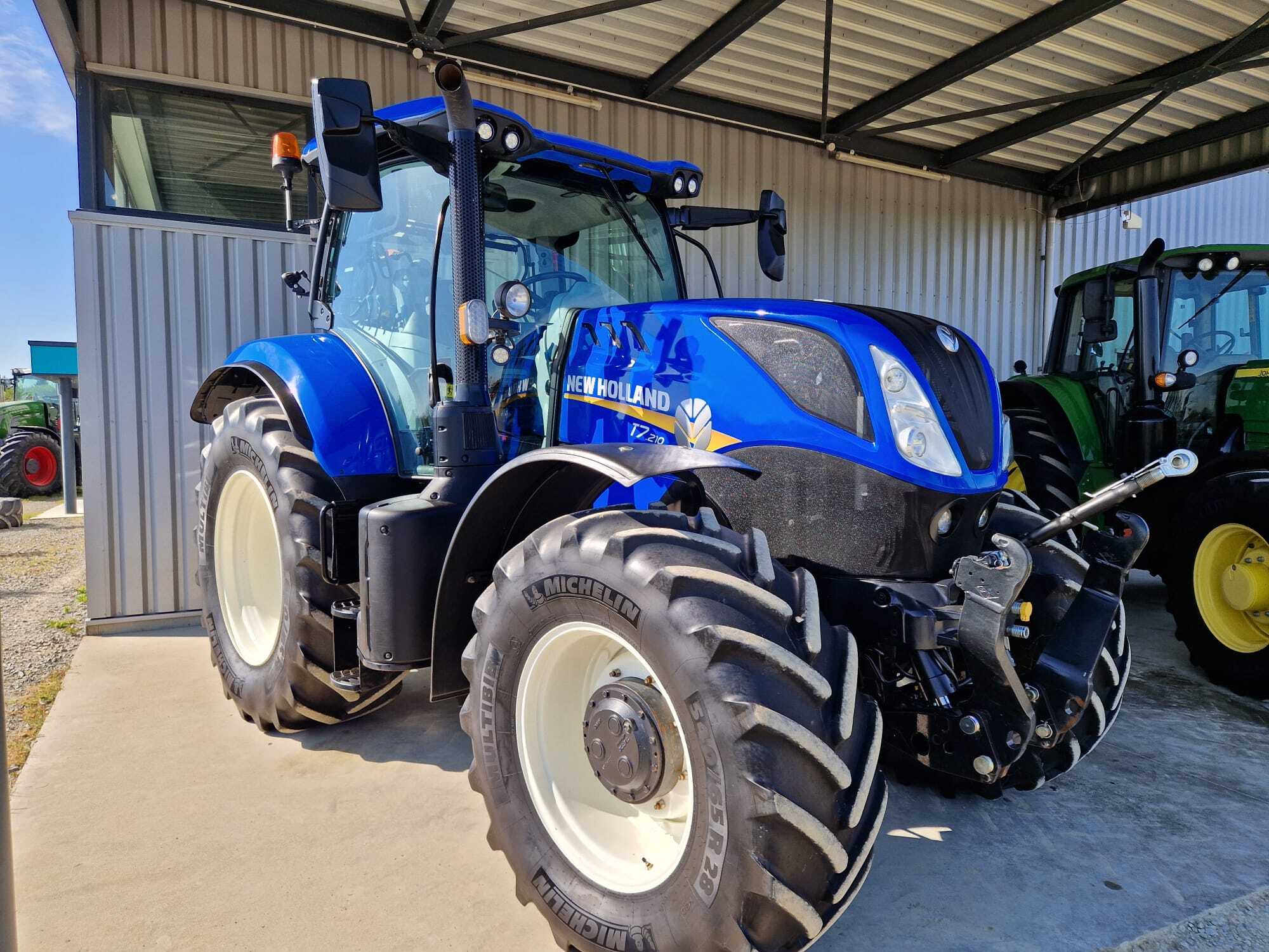 NEW HOLLAND T7.210 PC