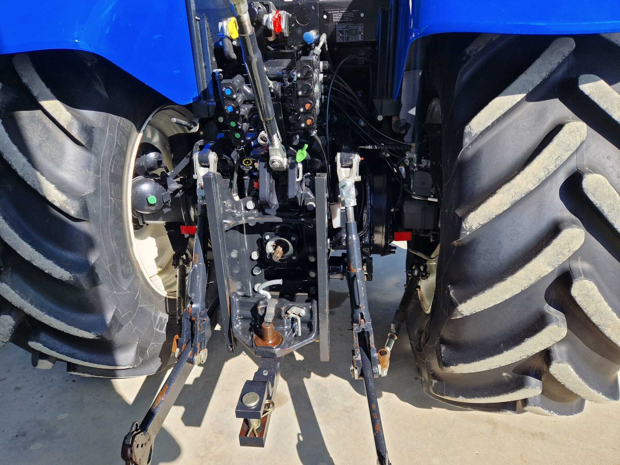NEW HOLLAND T7.210 PC