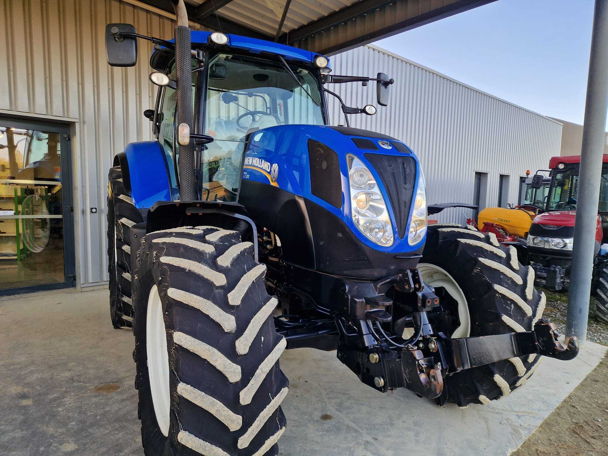 NEW HOLLAND T7.210 PC