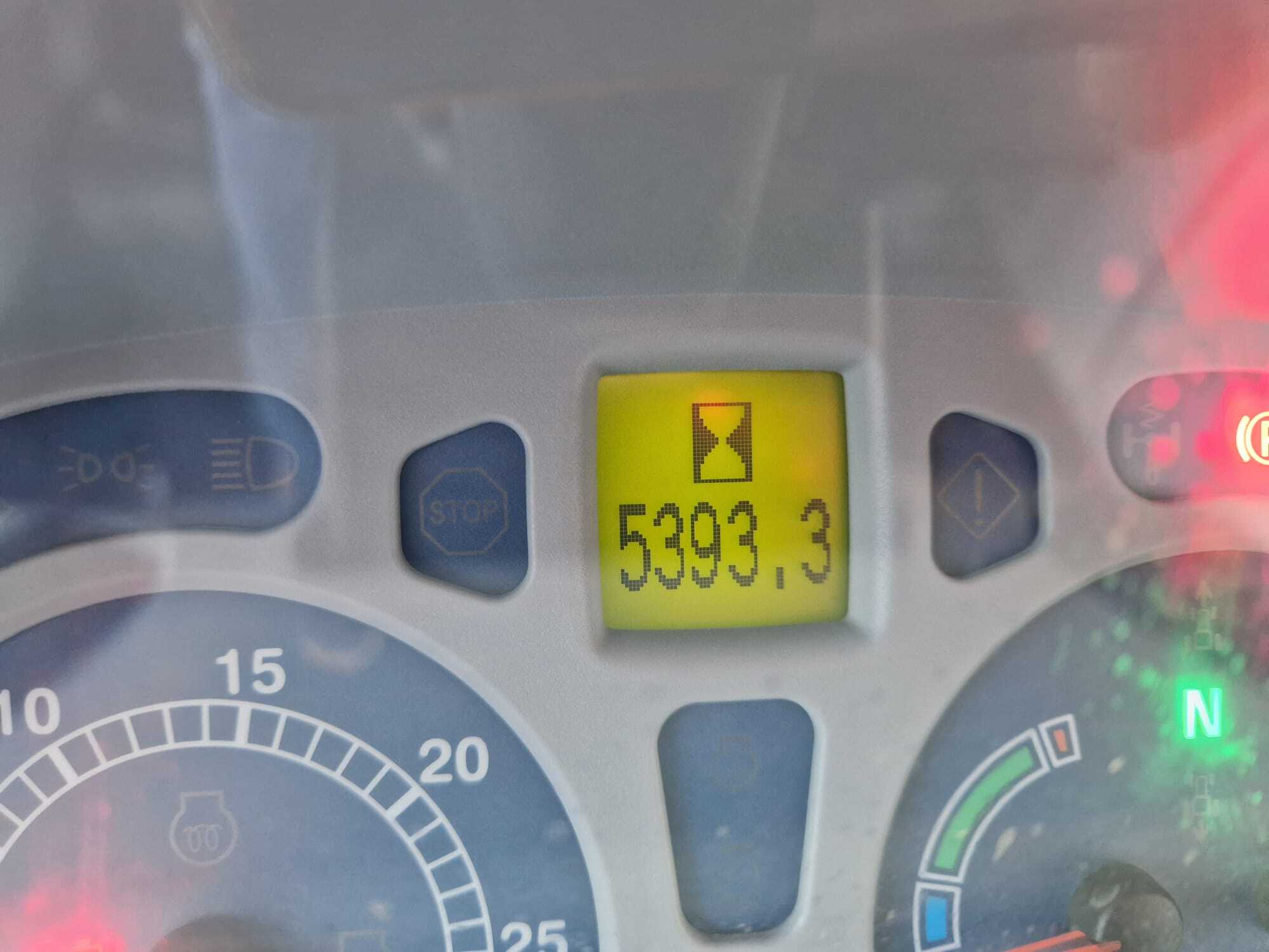 NEW HOLLAND T7.210 PC