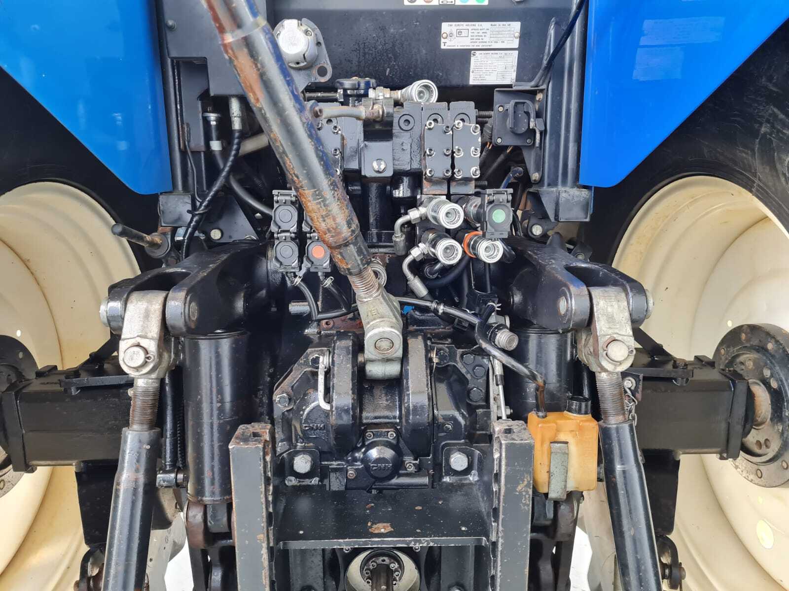 NEW HOLLAND T7.220 AC