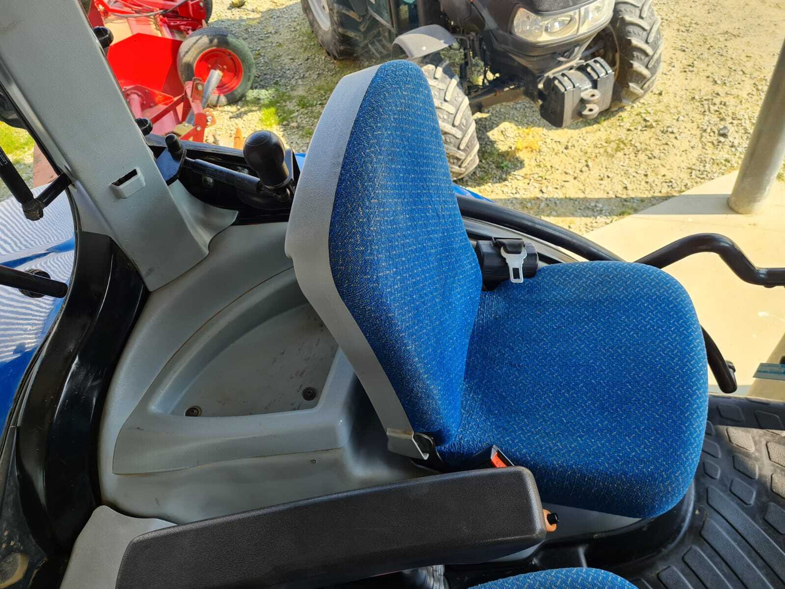 NEW HOLLAND T7.220 AC