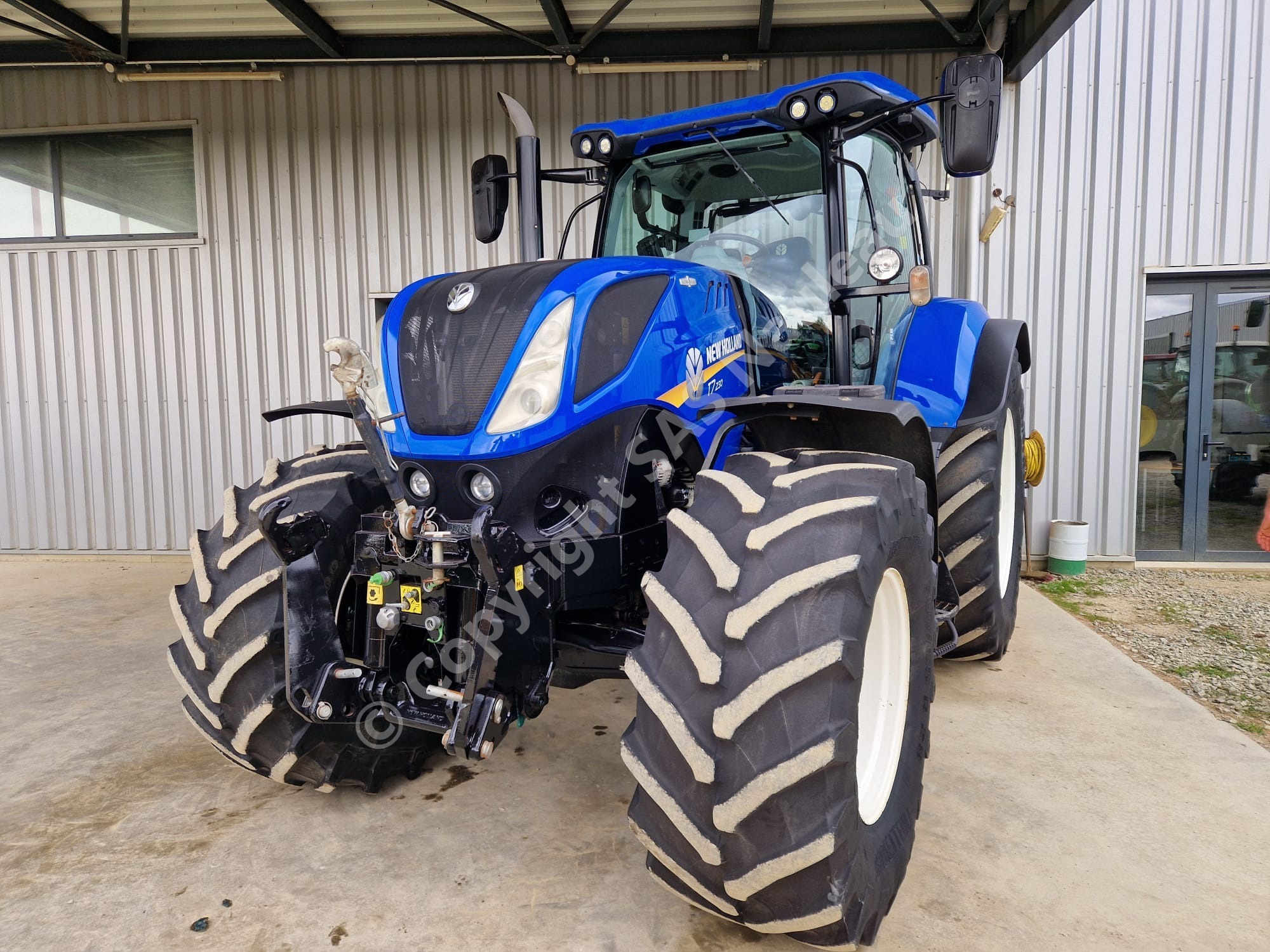 NEW HOLLAND T7.230 AC
