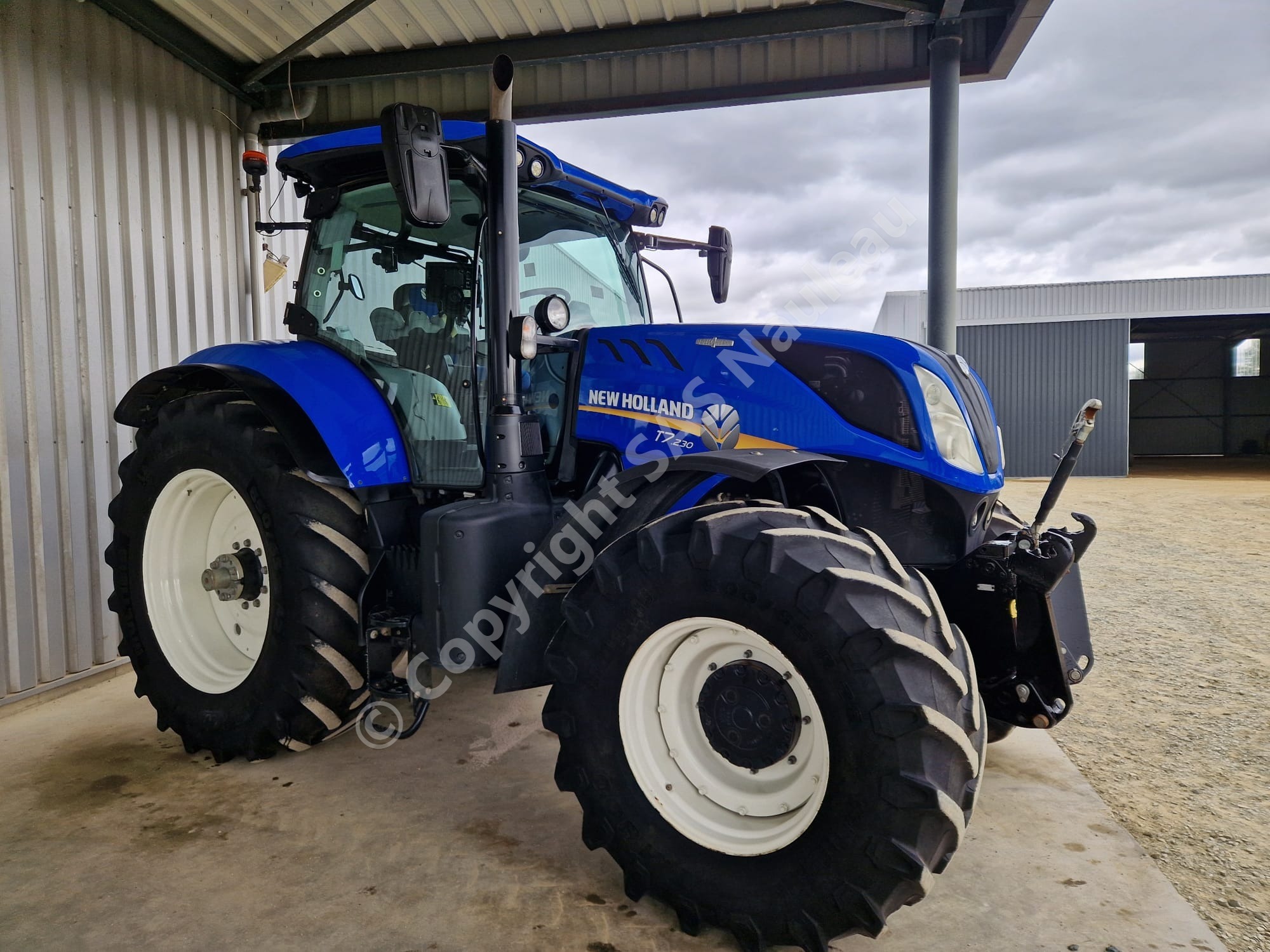 NEW HOLLAND T7.230 AC