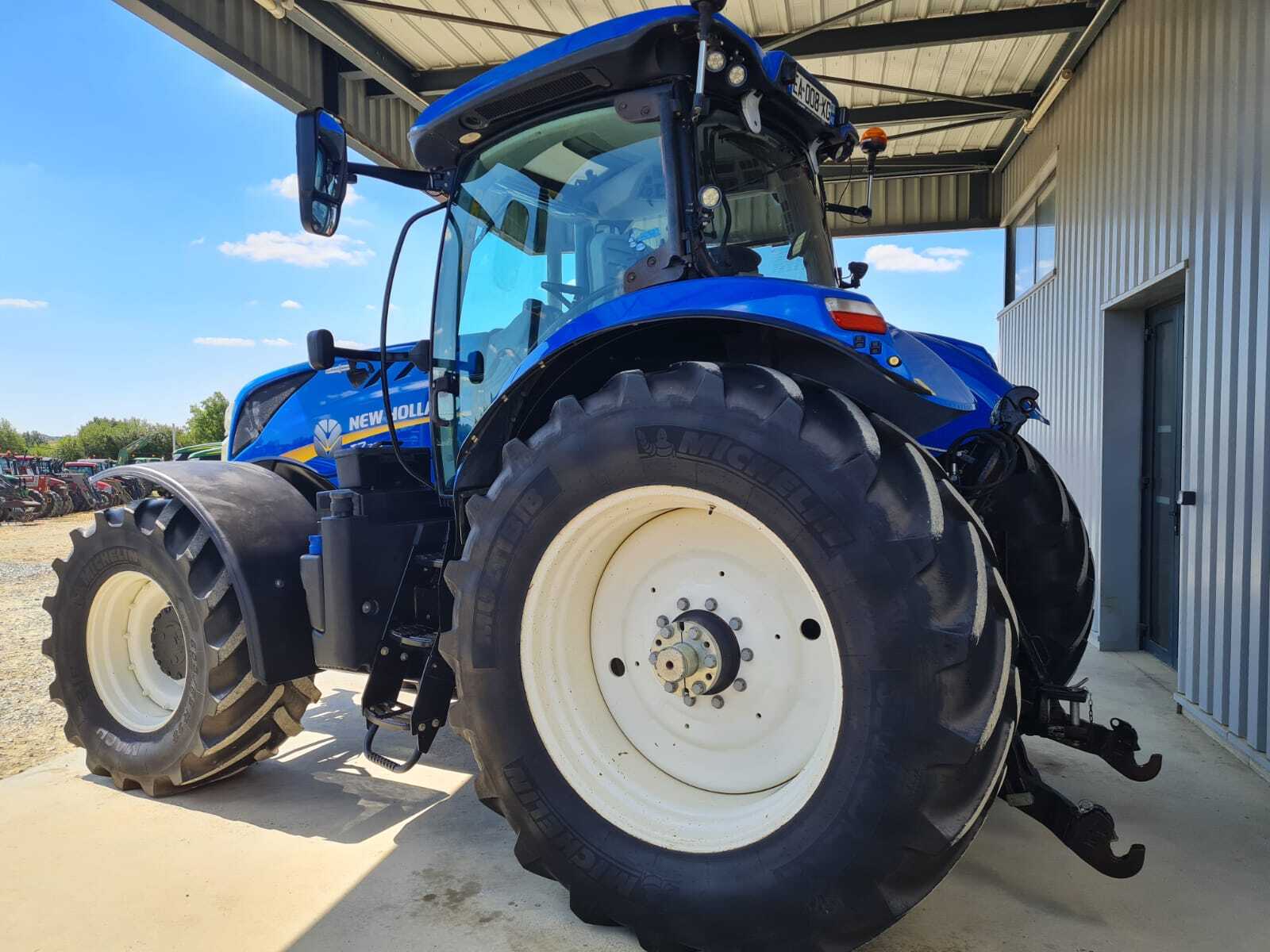 NEW HOLLAND T7.230 AC