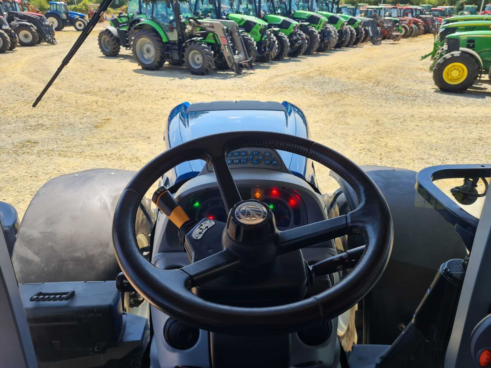 NEW HOLLAND T7.230 AC