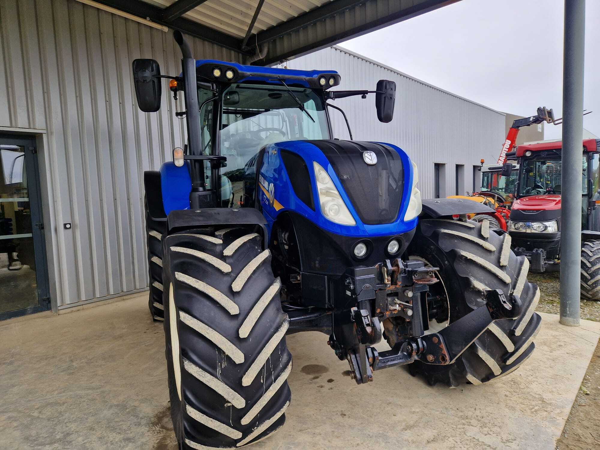NEW HOLLAND T7.230 AC