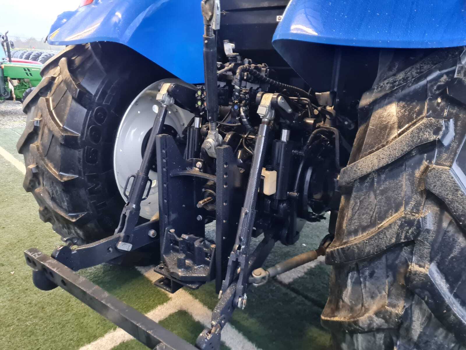 NEW HOLLAND T7.230 PC