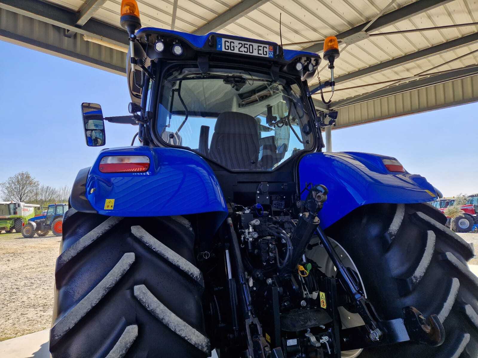 NEW HOLLAND T7.245 AC