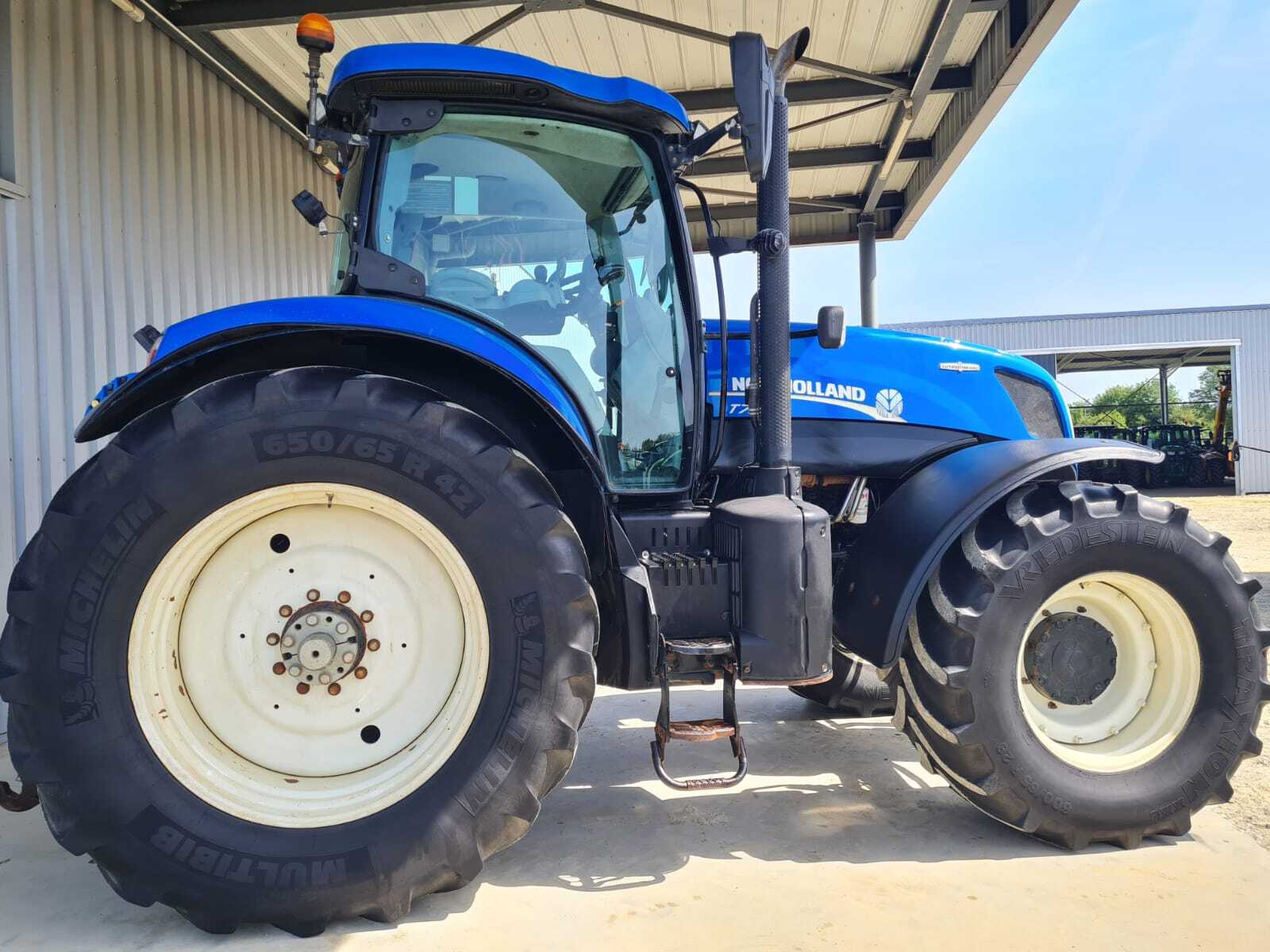 NEW HOLLAND T7.250 AC