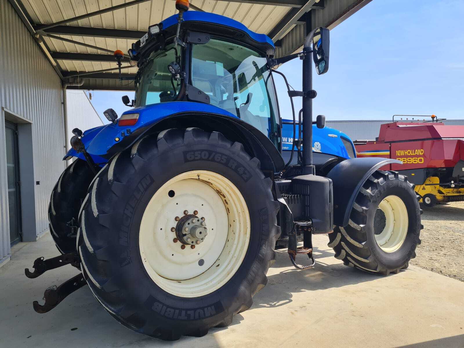 NEW HOLLAND T7.250 AC