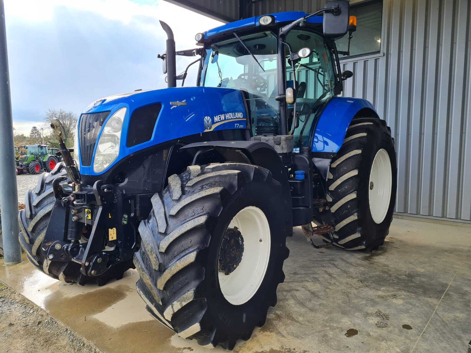 NEW HOLLAND T7.250 AC